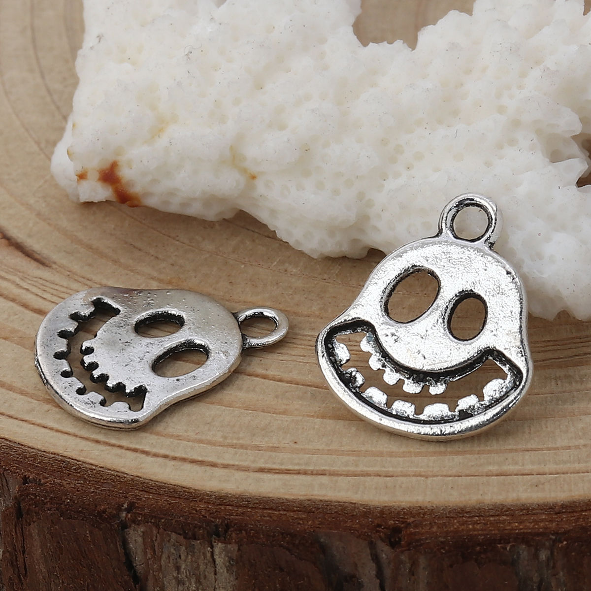 Picture of Zinc Based Alloy Halloween Charms Halloween Ghost Antique Silver Color 18mm( 6/8") x 16mm( 5/8"), 100 PCs
