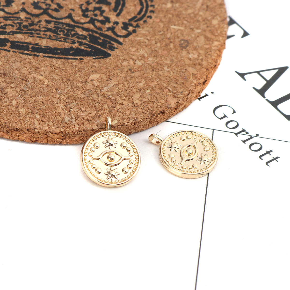 Picture of Zinc Based Alloy Charms Round Gold Plated Eye 19mm x 15mm, 10 PCs
