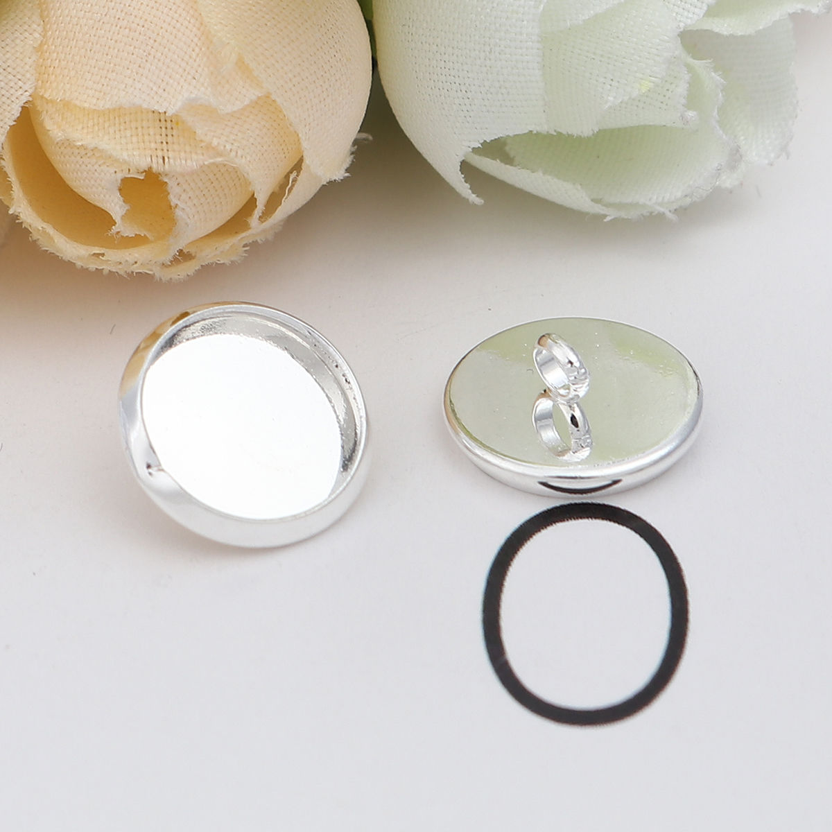 Picture of Zinc Based Alloy Cabochon Settings Cabochon Frame Settings Round Silver Plated (Fits 10mm Dia.) 12mm Dia., 20 PCs