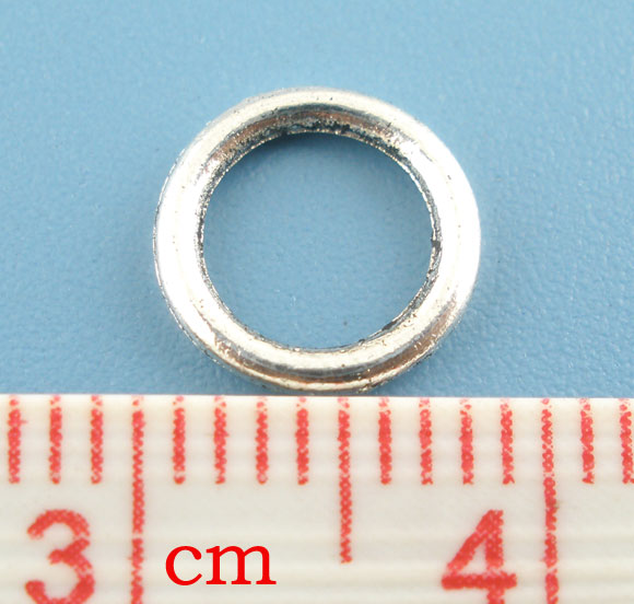 Picture of 300 PCs 8mm Dia., 1.5mm(15 gauge) Zinc Based Alloy Closed Soldered Jump Rings Findings For Jewelry Making Antique Silver Color Round