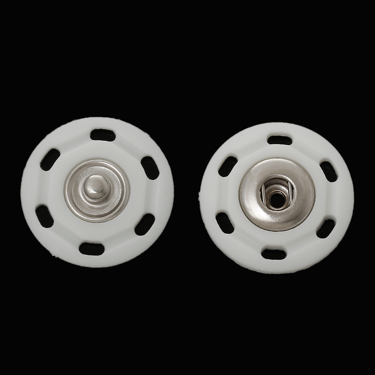 ナイロン ドットボタン 円形 白 25mm 直径、 2 セット の画像