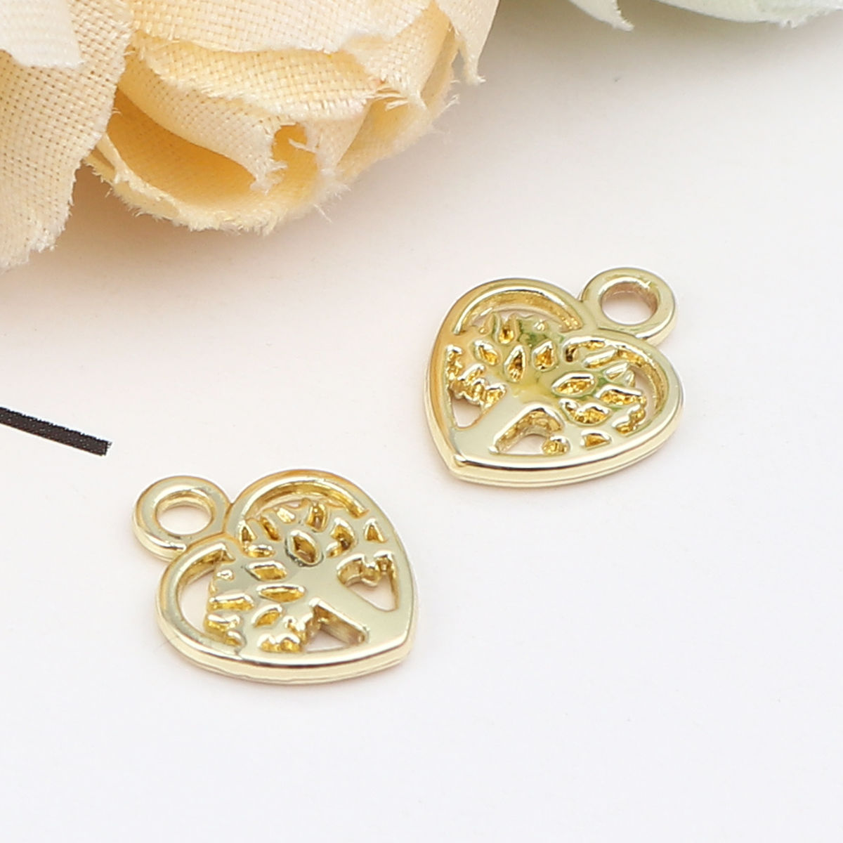 Picture of Zinc Based Alloy Charms Heart Gold Plated Tree 12mm x 10mm, 20 PCs