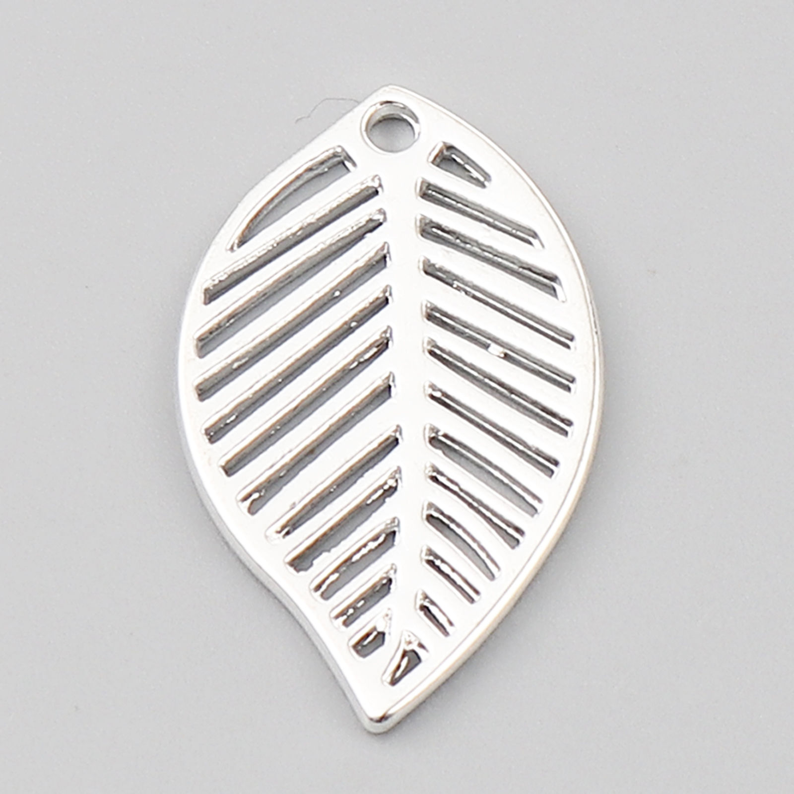 Picture of Zinc Based Alloy Charms Leaf Silver Plated 28mm x 17mm, 10 PCs