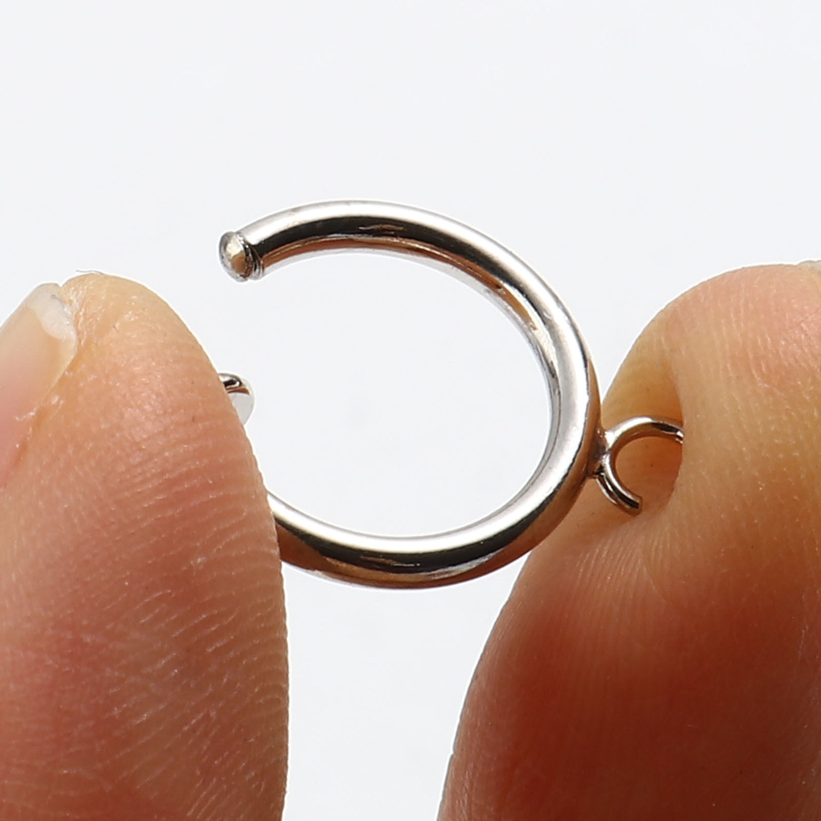 Picture of 2 PCs Brass Non Piercing Clip-on Earrings Real Platinum Plated Round With Loop 17mm x 13mm