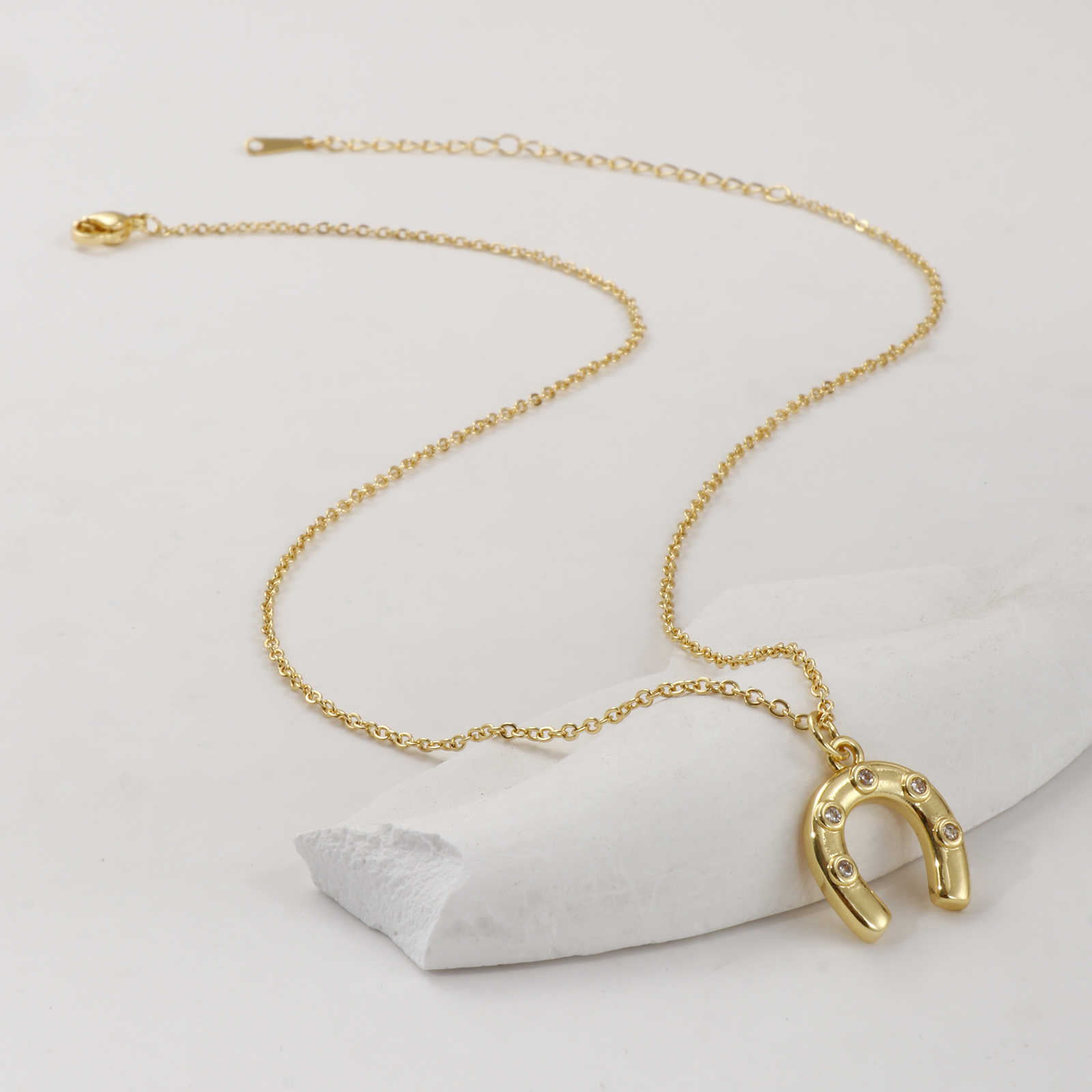 Picture of 18K Real Gold Plated Link Cable Chain Luck Horseshoe Pendant Charm Necklace, Brass & Acrylic 46cm(18.1") + 6cm(2.4"), For Women, Clear Cubic Zirconia Stylish West Cowboy Gift, Eco-friendly, 1 Piece