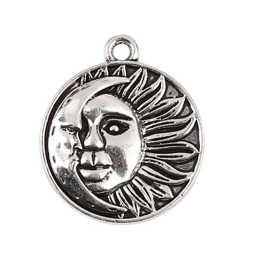 Bild von Boho Chic Charms auf Zinkbasis aus rundem Sonnen- und Mondgesicht
