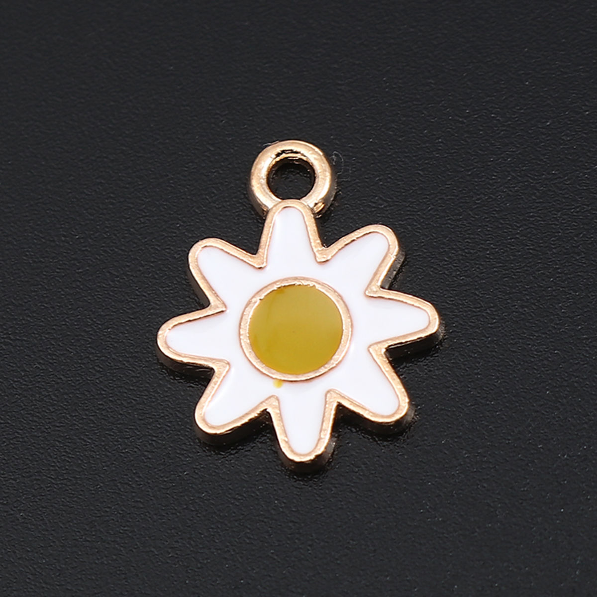 Picture of Zinc Based Alloy Charms Gold Plated White & Yellow Sunflower Enamel 16mm x 13mm, 20 PCs