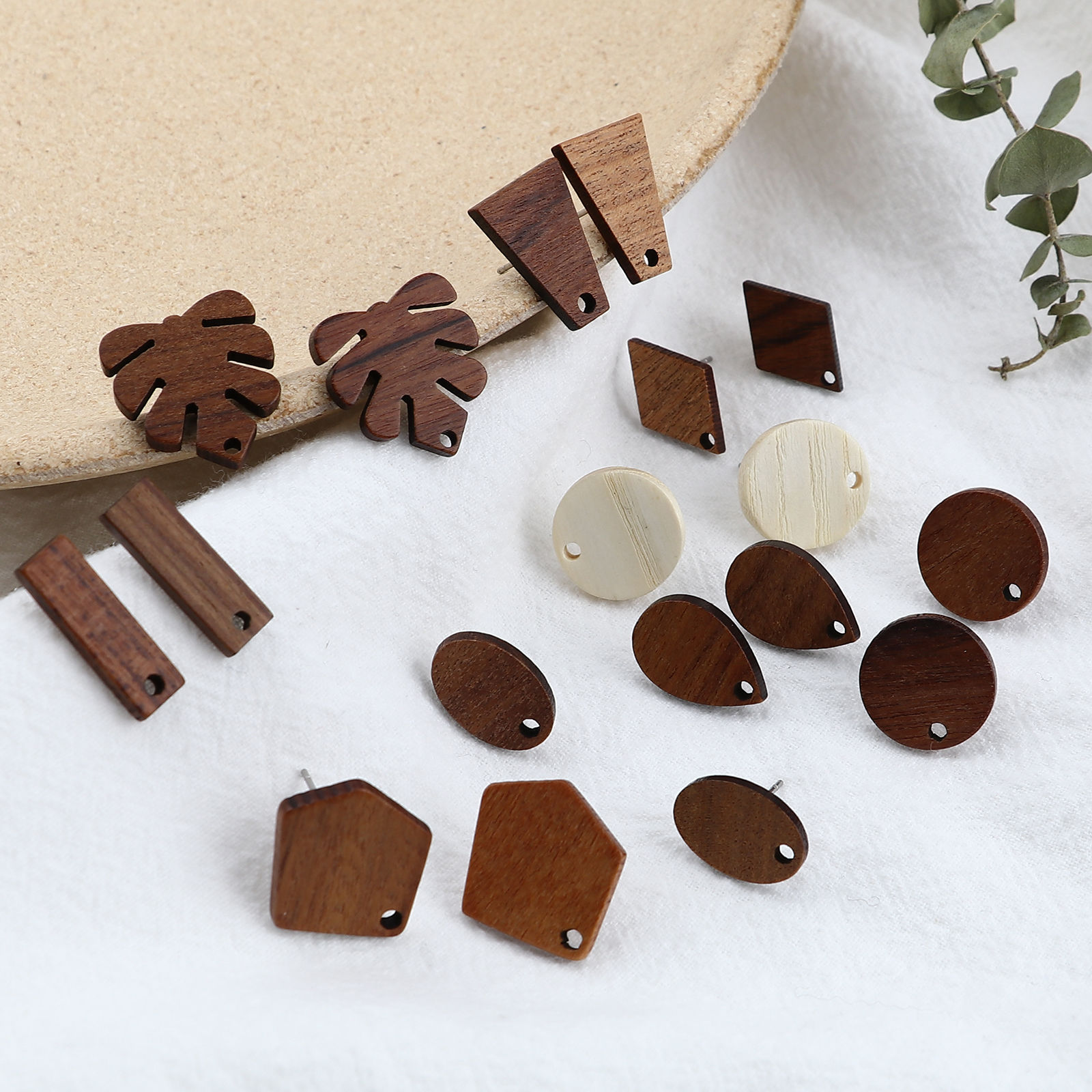 Imagen de Madera Pendientes W/ Lazo 10 Unidades