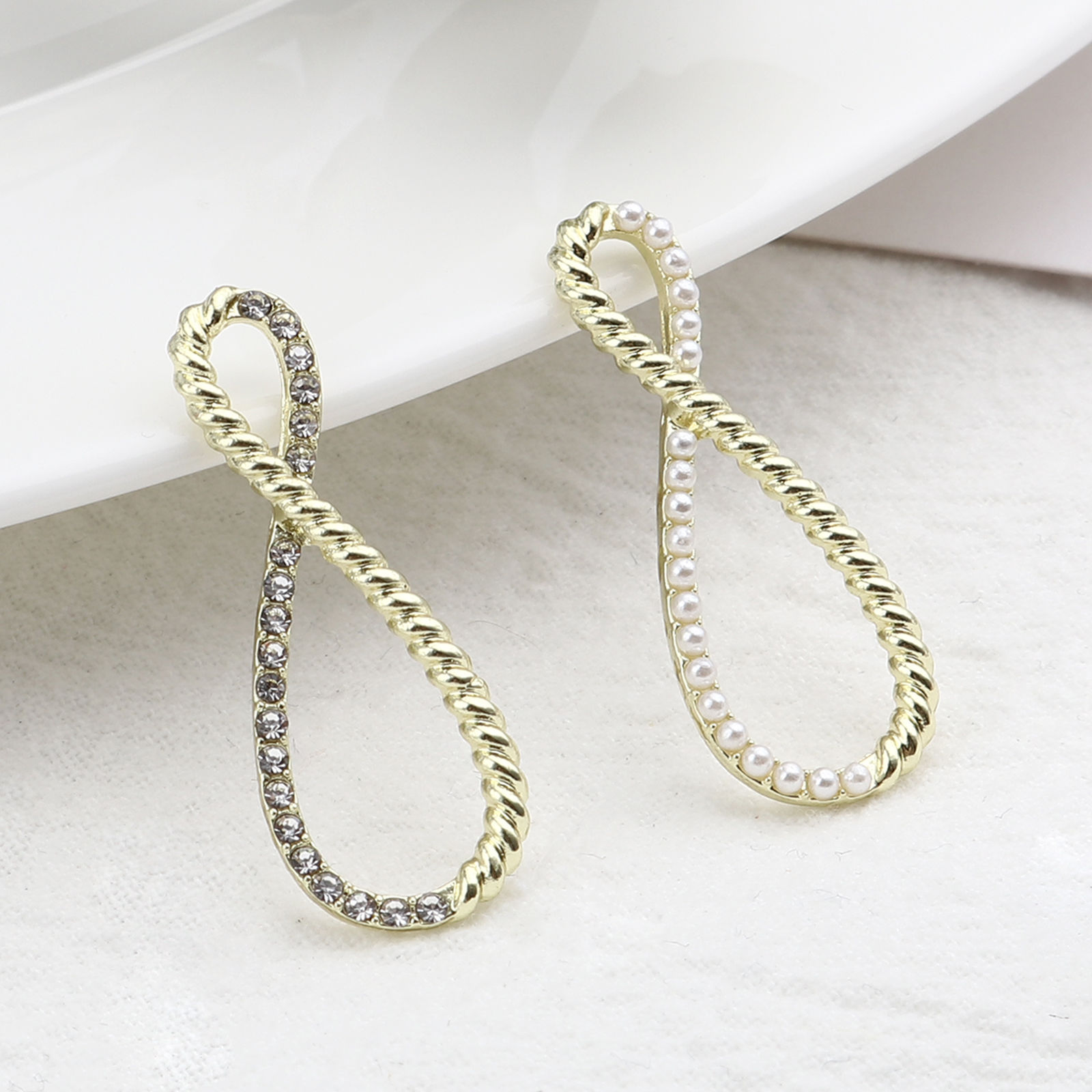 Picture of Zinc Based Alloy Pendants Infinity Symbol Gold Plated Imitation Pearl Clear Rhinestone 32mm x 12mm, 5 PCs
