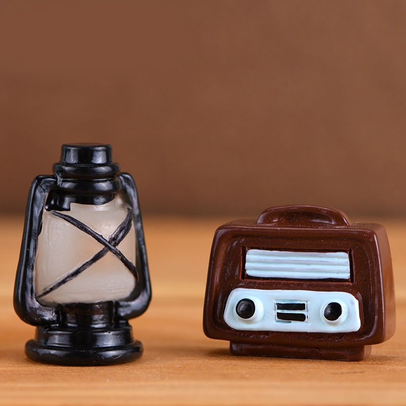 Imagen de Retro Resin Micro Landscape Miniature Decoration