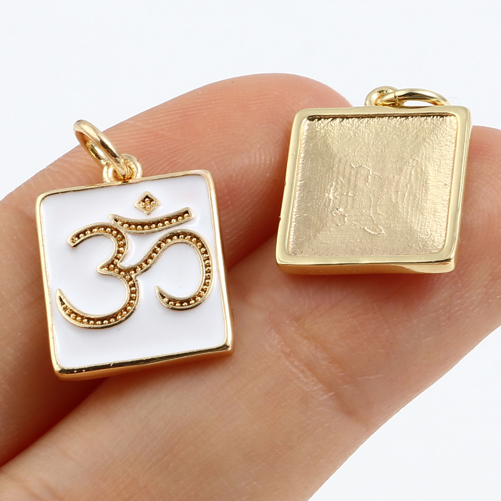 Imagen de Latón Religión Colgantes Charms Rectángulo Multicolor Símbolo de OM 2 Unidades