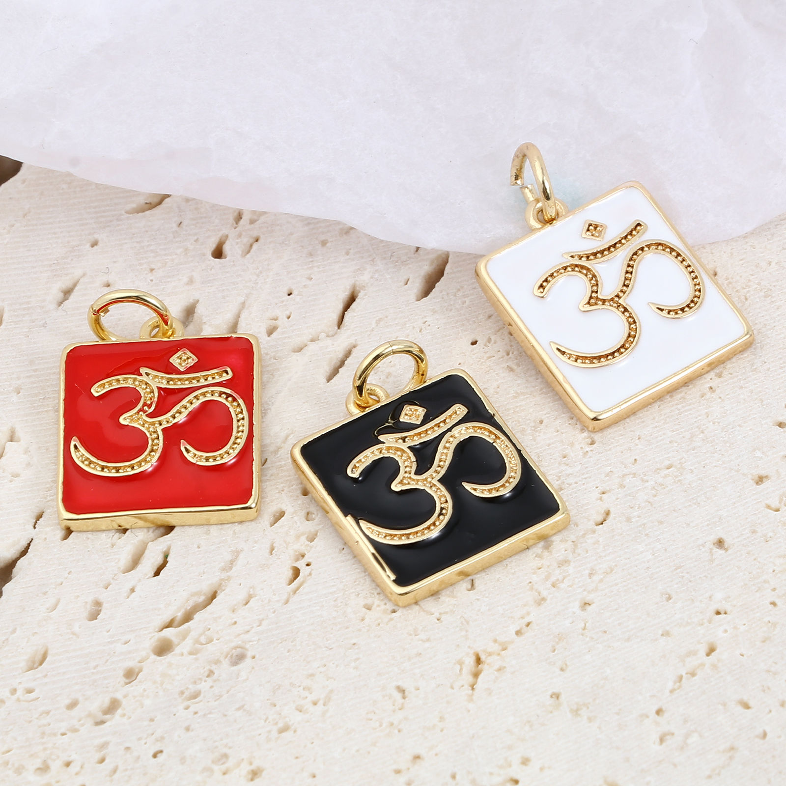 Imagen de Latón Religión Colgantes Charms Rectángulo Multicolor Símbolo de OM 2 Unidades