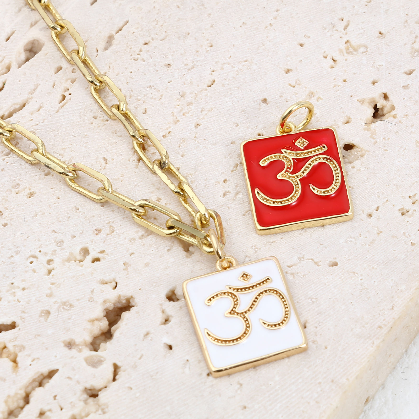 Imagen de Latón Religión Colgantes Charms Rectángulo Multicolor Símbolo de OM 2 Unidades