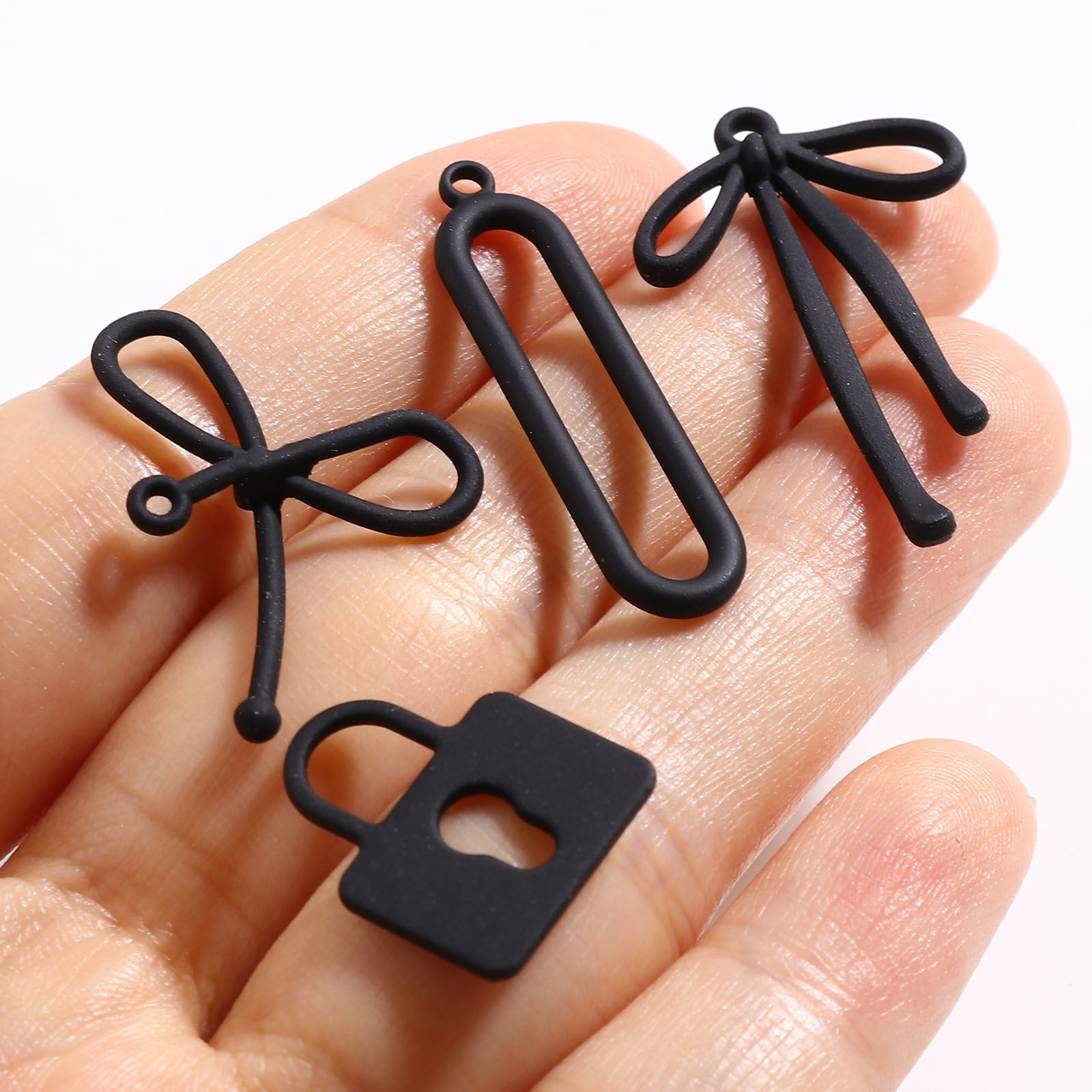 Image de Breloques en Alliage de Zinc Noir env. Laqué 10 Pcs