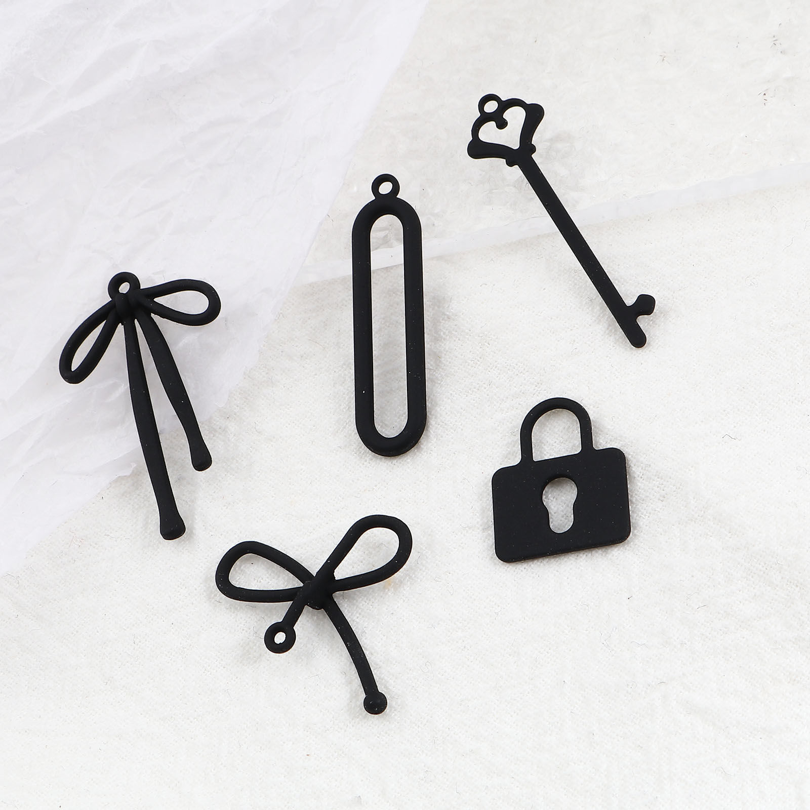 Image de Breloques en Alliage de Zinc Noir env. Laqué 10 Pcs