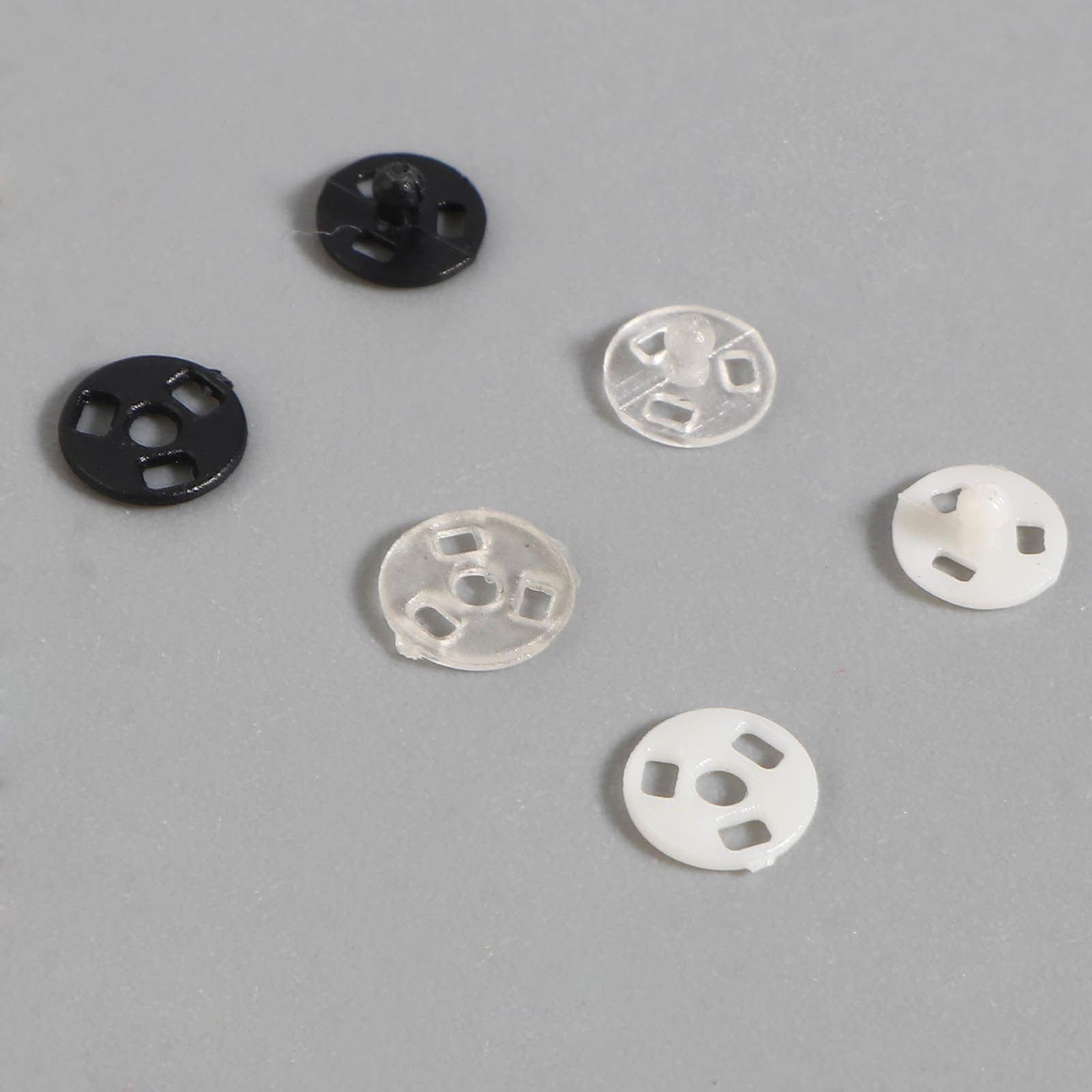 ABS 隠しボタン 多色 円形 4mm 30 セット の画像