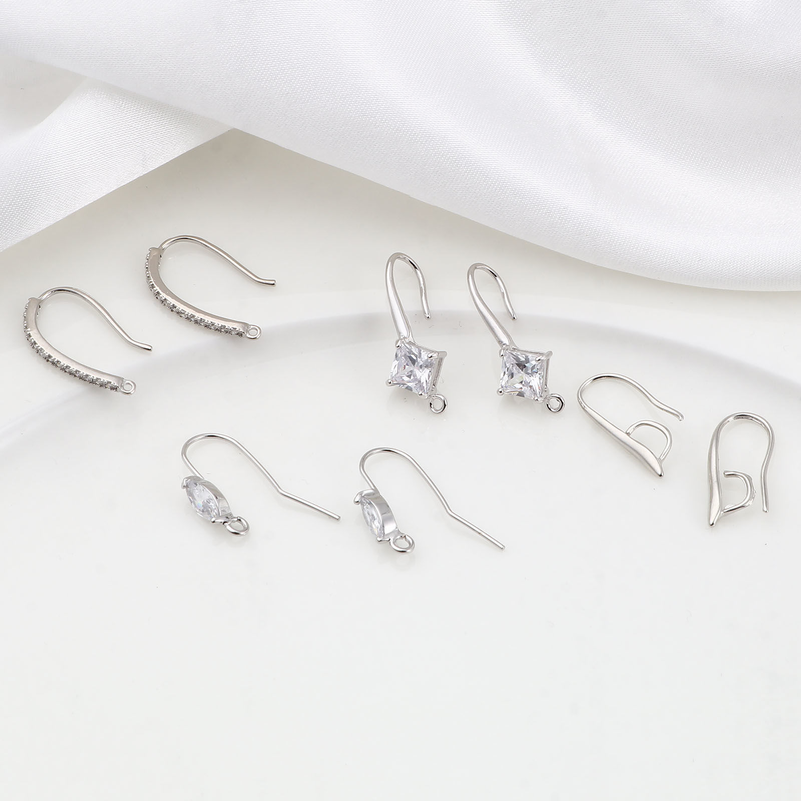 Image de Boucles d'Oreilles Crochets en Laiton Plaqué Platine Véritable avec Boucle 2 Pcs