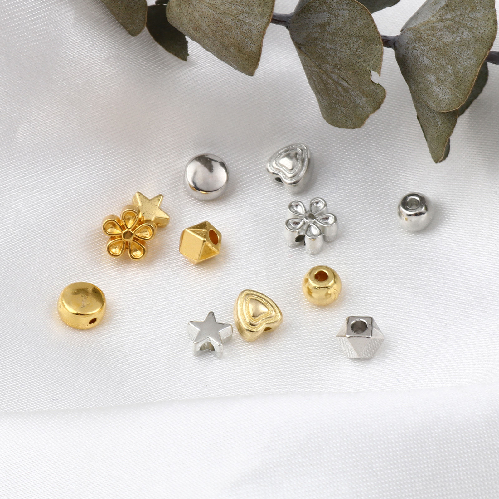 Picture of Zinc Based Alloy Spacer Beads Geometric Multicolor Flower