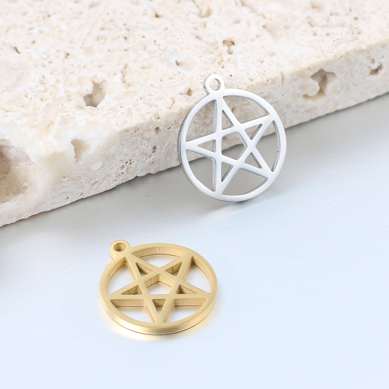 Picture of 304 Stainless Steel Charms Multicolor Round Pentagram Star Hollow 17mm x 15mm