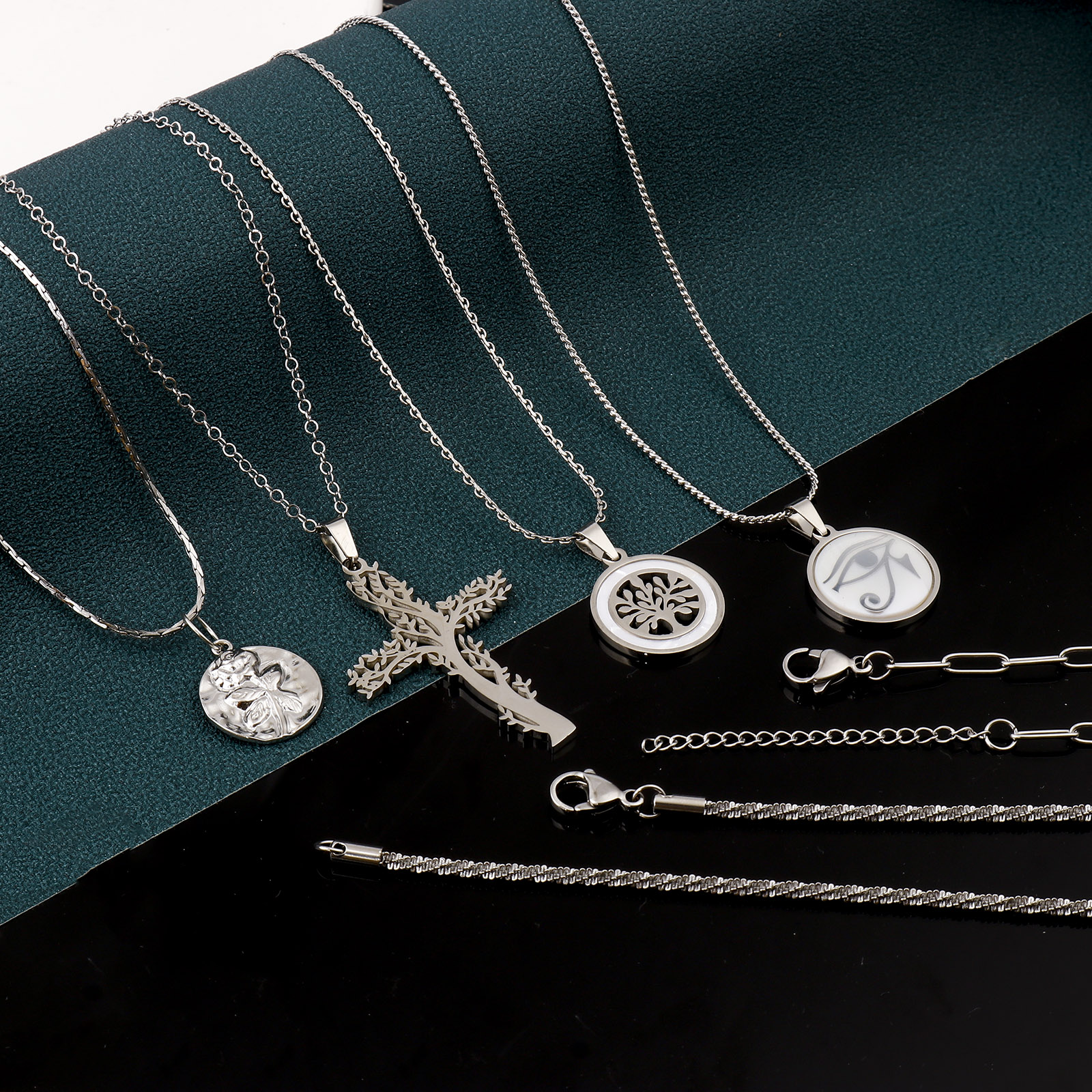Picture of Wholesale Link Chain Necklace, Silver Tone 304 Stainless Steel, Unisex Stylish Minimalist Gift Jewelry For Retailer