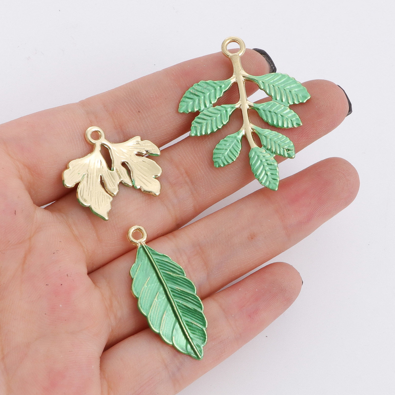 Image de en Alliage de Zinc Feuille Doré Vert Laqué 10 Pcs