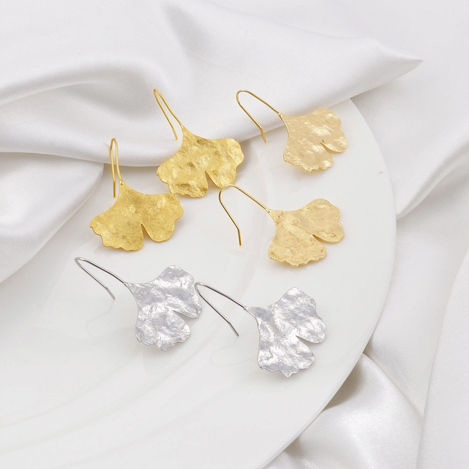 Picture of Copper Flora Collection Ear Wire Hook Earrings Real Gold Plated Leaf