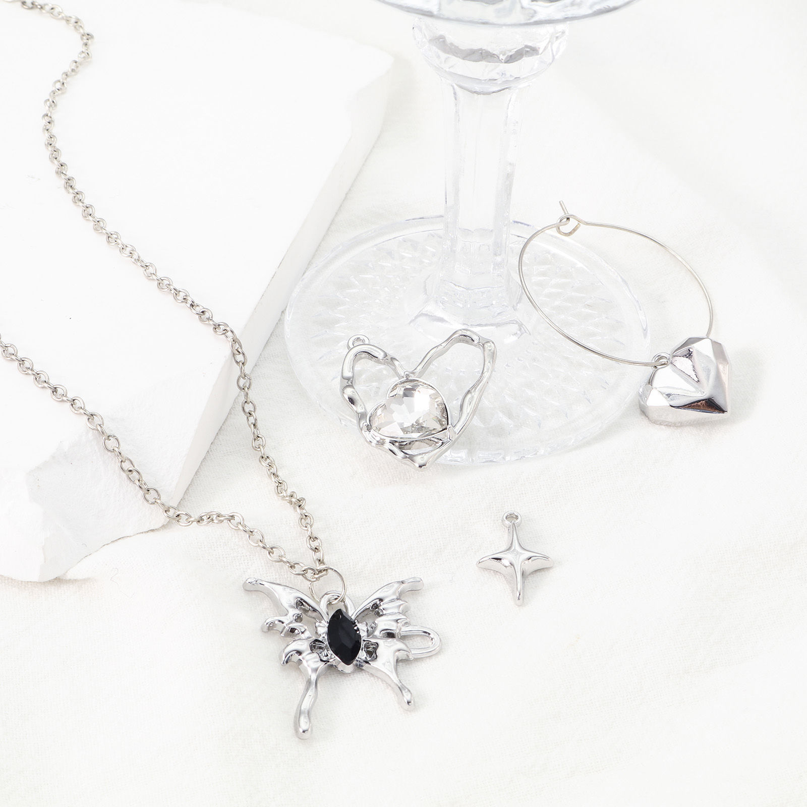 Picture of Zinc Based Alloy Pendants Silver Tone Heart Star
