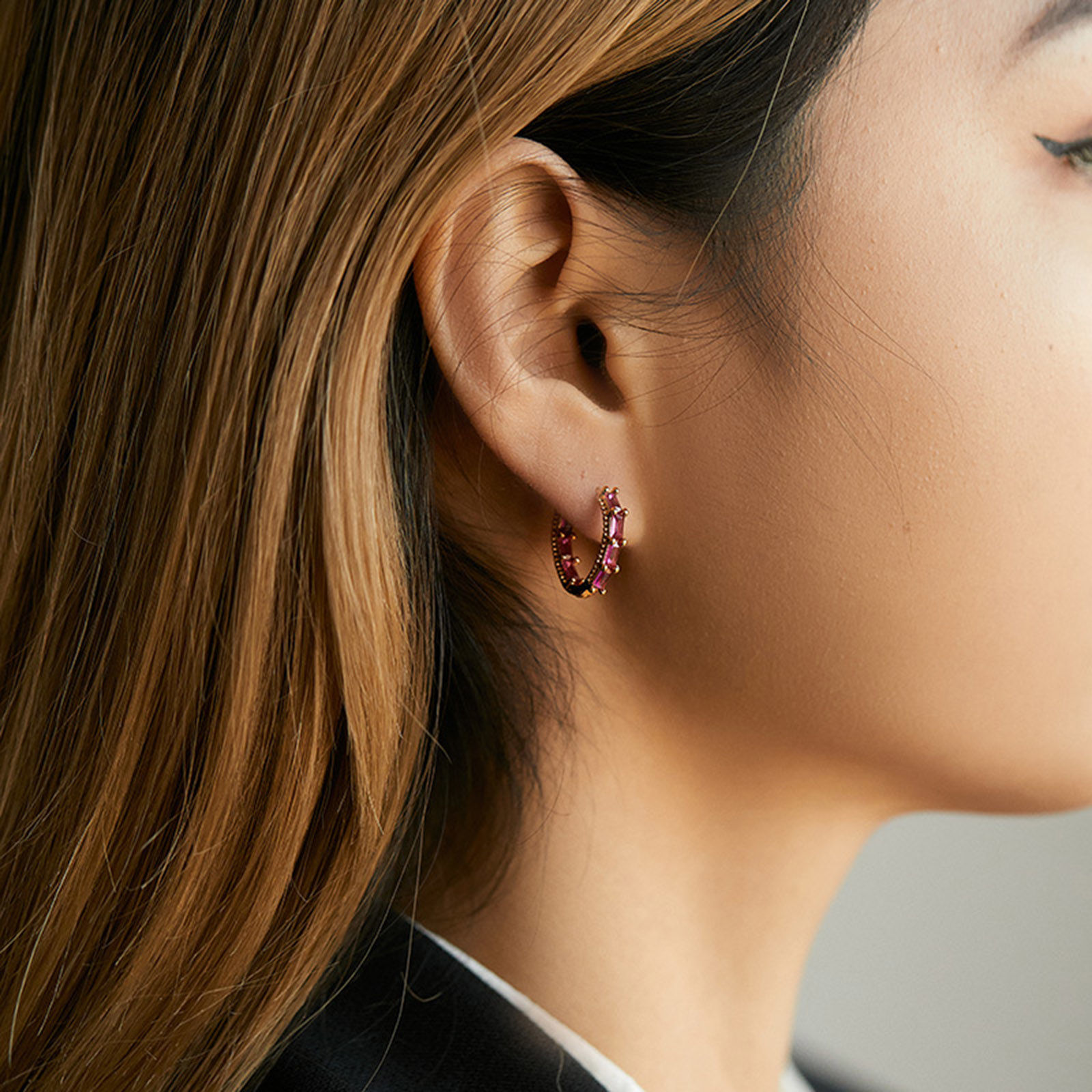 Picture of Hypoallergenic Exquisite Stylish 18K Real Gold Plated Copper & Cubic Zirconia Hoop Earrings For Women Coming-of-age Gift