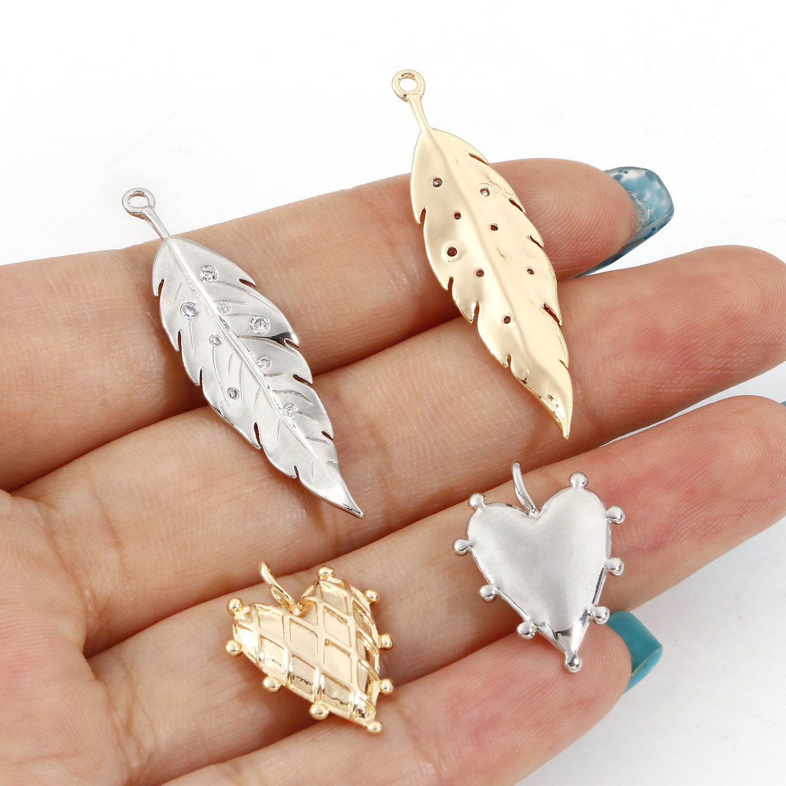 Image de Pendentifs en Laiton Feuille Plaqué Or Véritable Cœur 2 Pcs