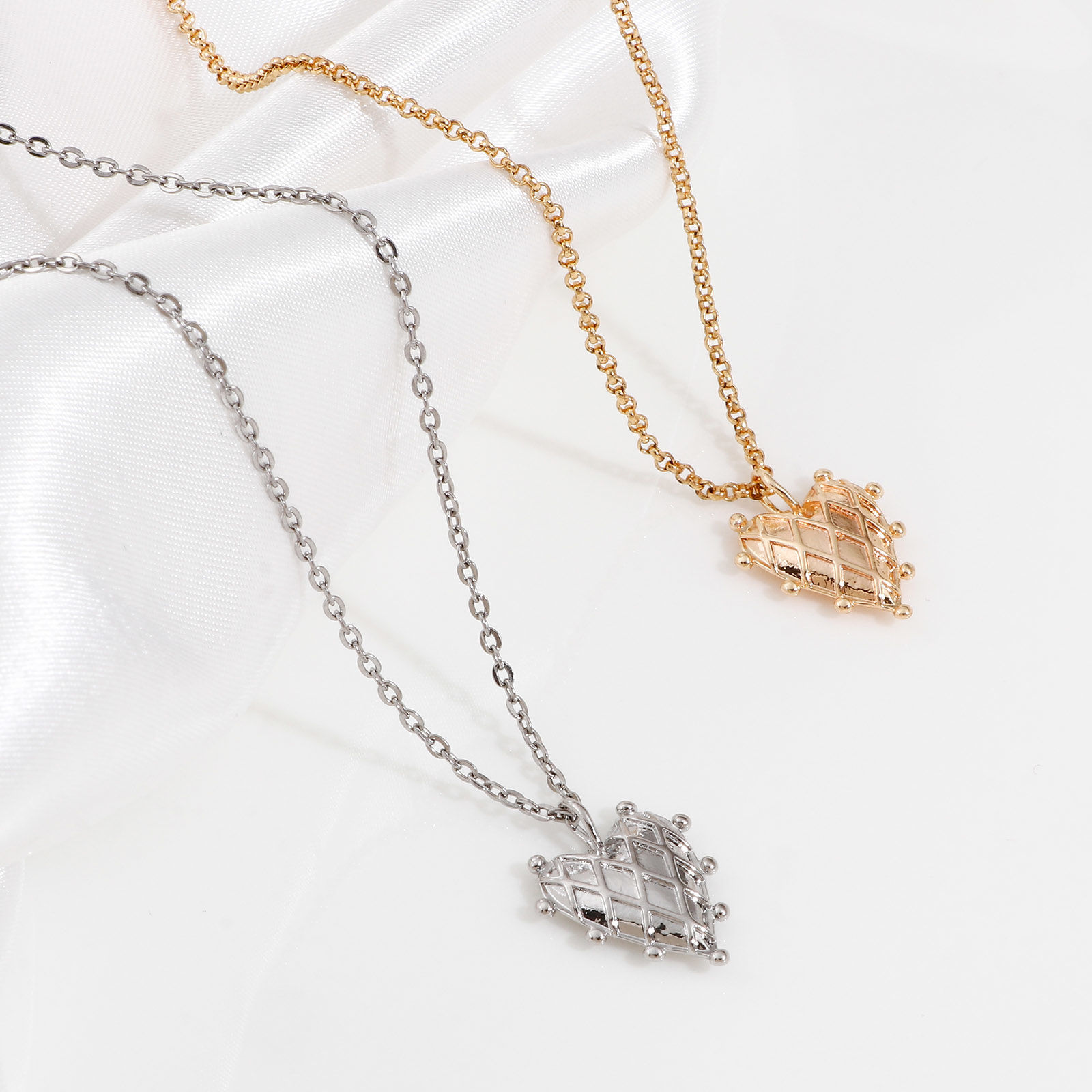 Image de Pendentifs en Laiton Feuille Plaqué Or Véritable Cœur 2 Pcs