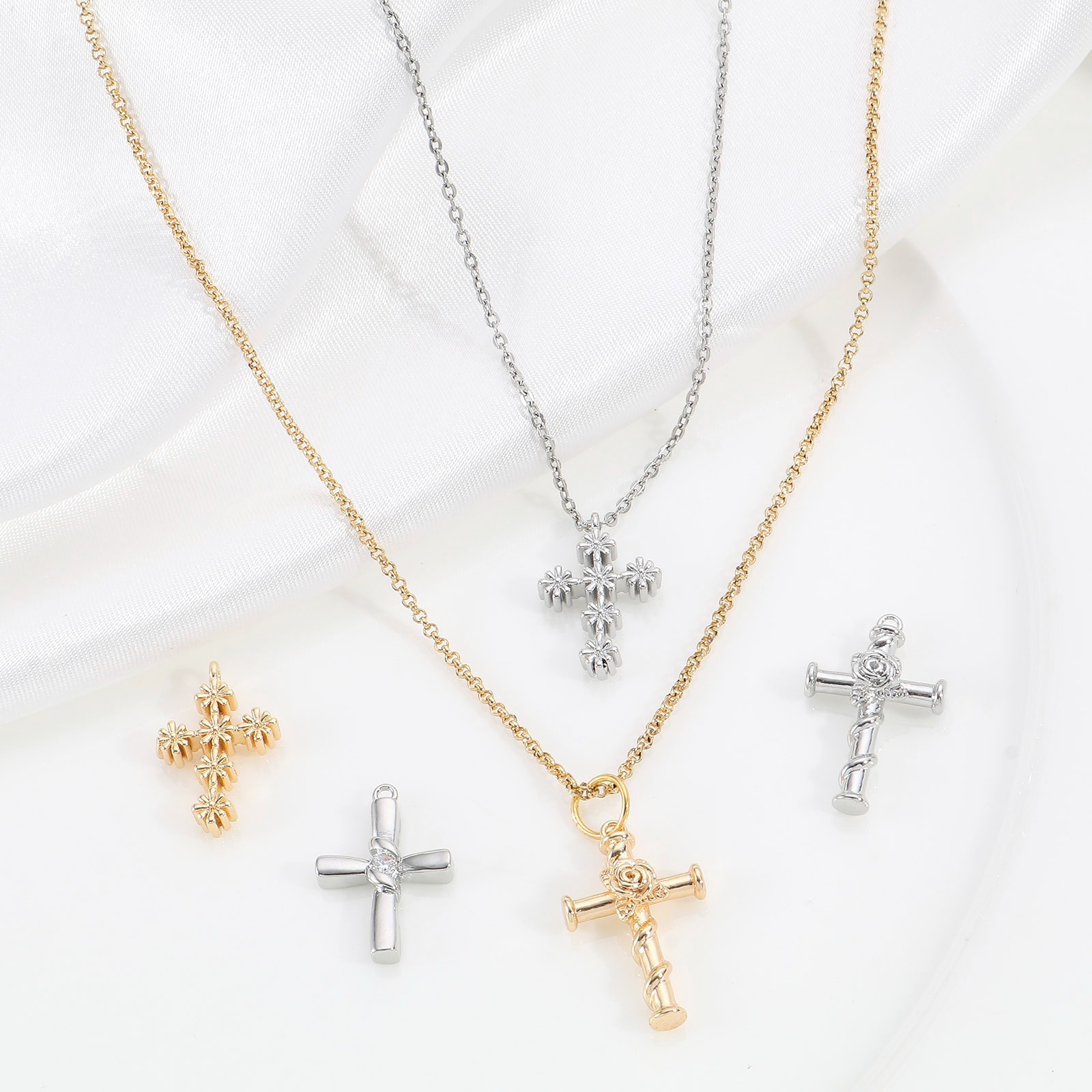 Immagine di Ottone Religione Charms Croce Vero Oro Placcato 2 Pz