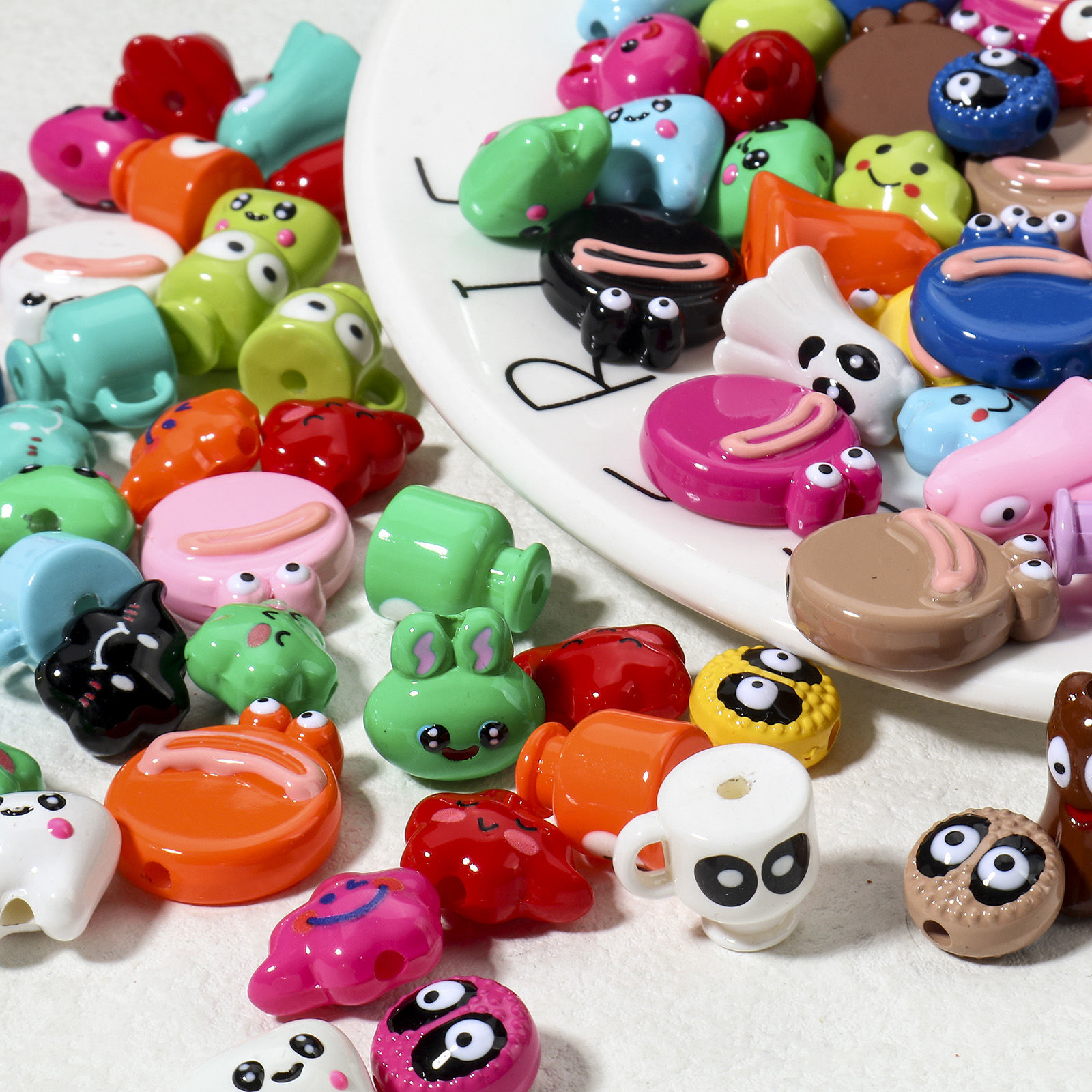 Picture of Acrylic Beads For DIY Jewelry Making At Random Mixed Color Halloween Ghost Eye 3D
