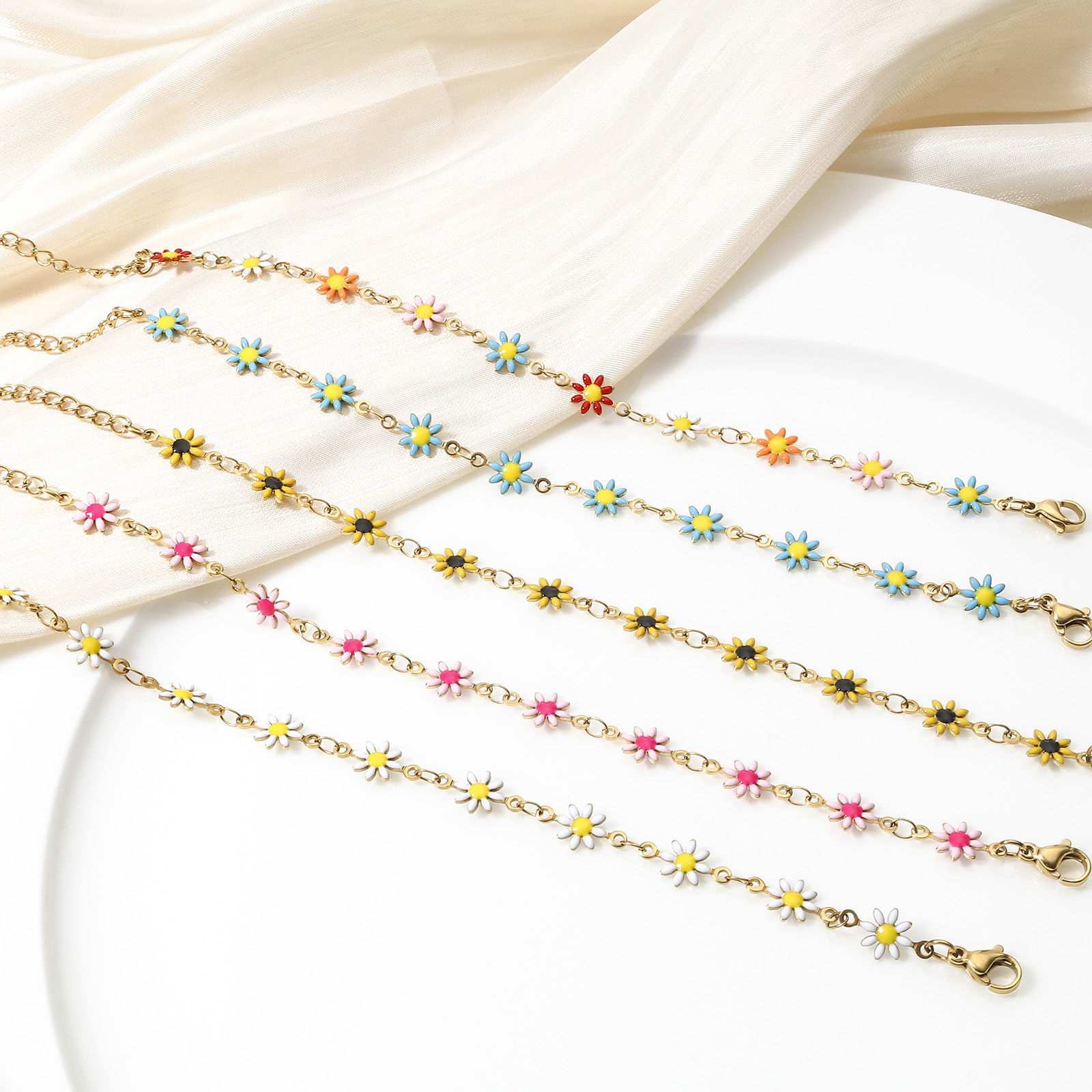 Picture of 304 Stainless Steel Handmade Link Chain Bracelets 18K Gold Plated Daisy Flower With Lobster Claw Clasp And Extender Chain 16cm(6 2/8") long