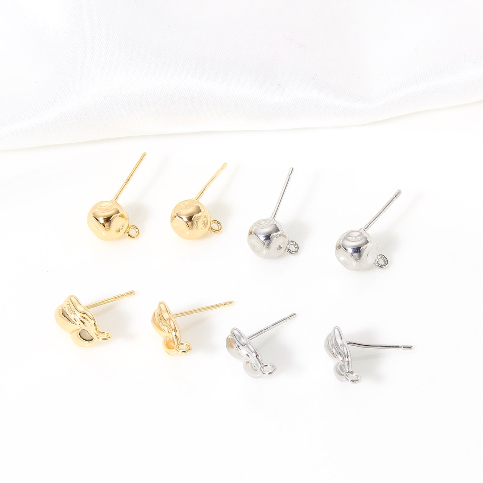Immagine di 2 Pz Ottone Martellato Orecchino a Bottone per Orecchio con Accessori per Connettori ad Anello Vero Oro Placcato Ovale goffratura