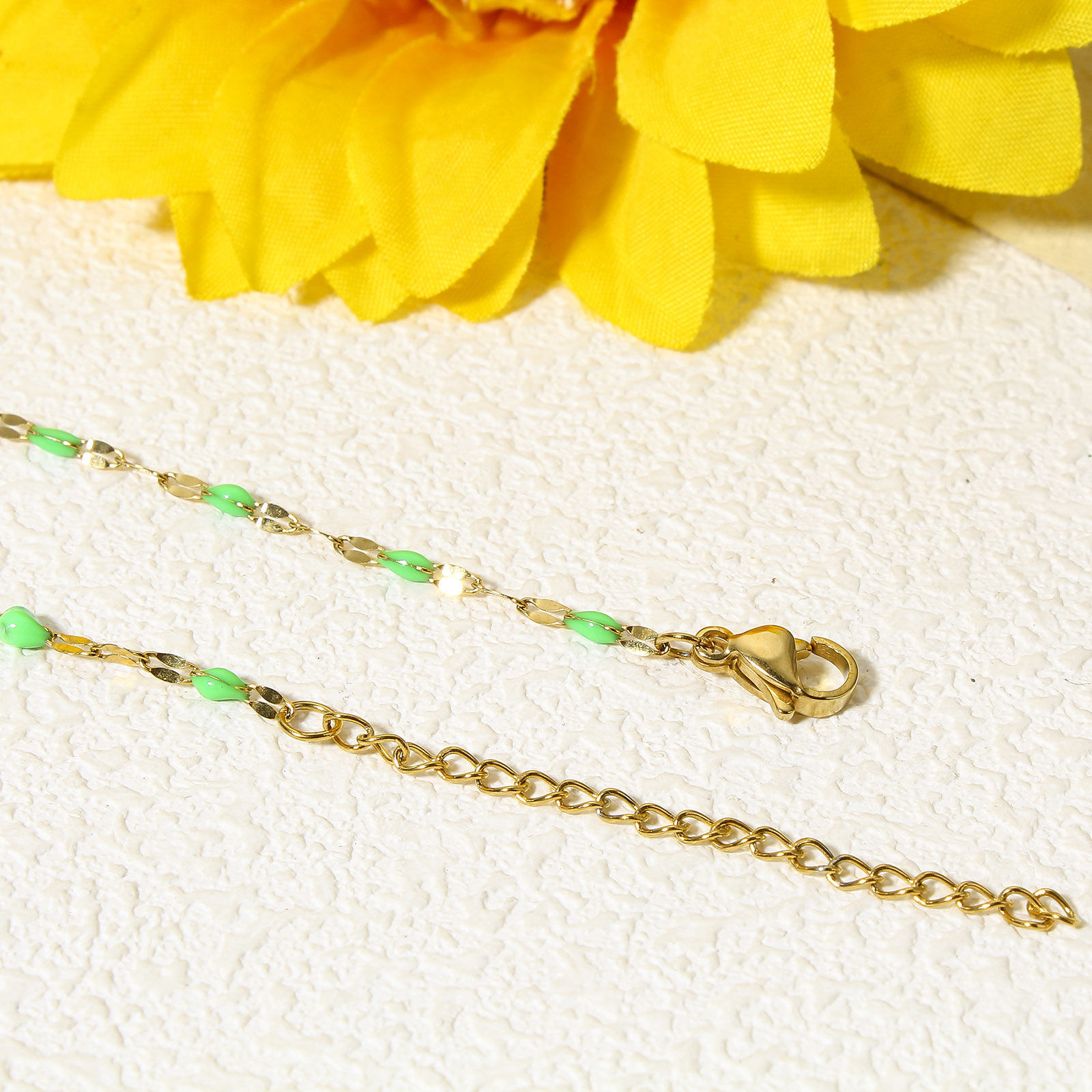 Picture of Wholesale Enamel Lips Chain Necklace, Gold Plated 304 Stainless Steel, Unisex Stylish Minimalist Gift Jewelry For Retailer, 45.5cm(17.9") long, Chain Size: 2mm
