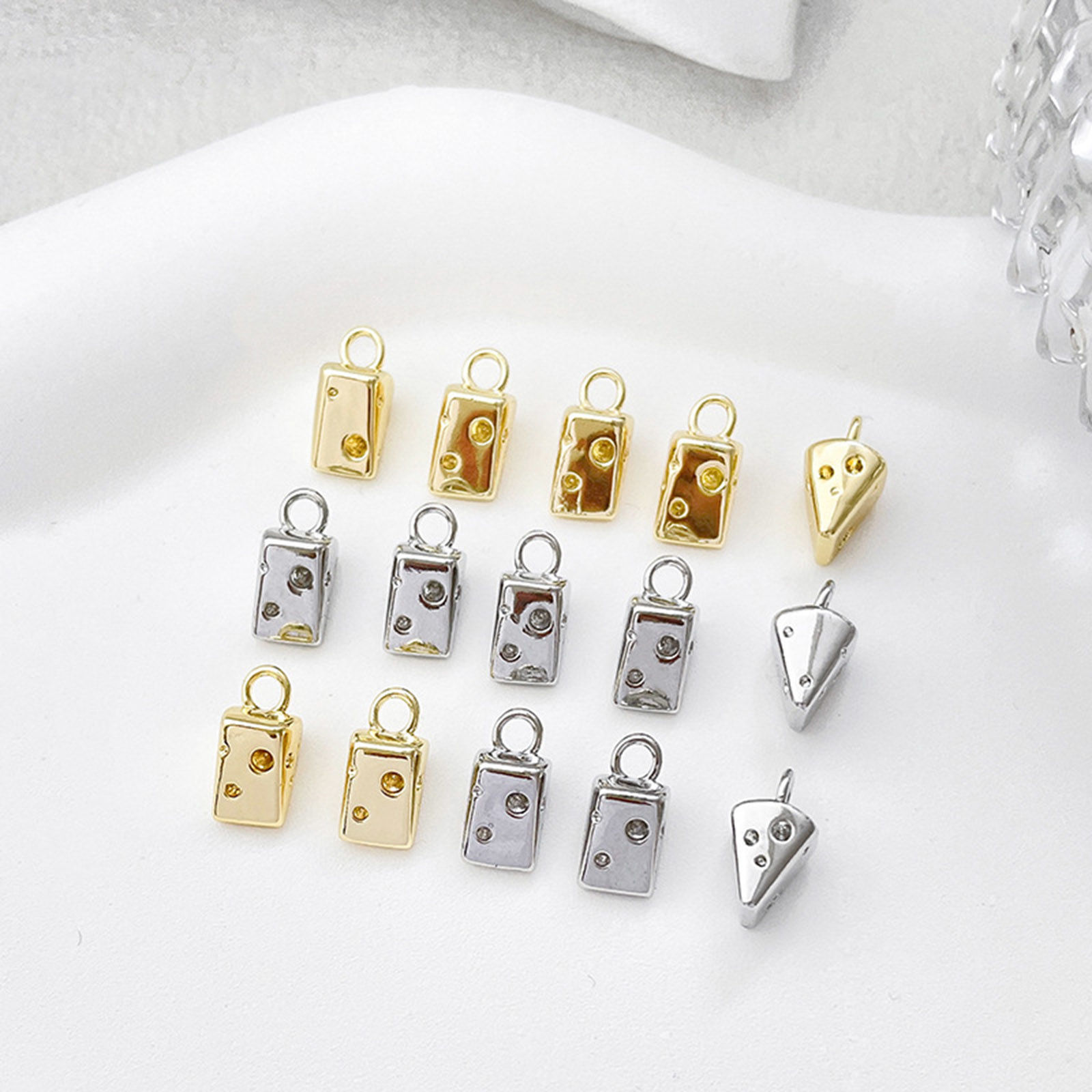 Bild von 2 Stück Messing Charms Bunt Käse 3D 11mm x 5mm