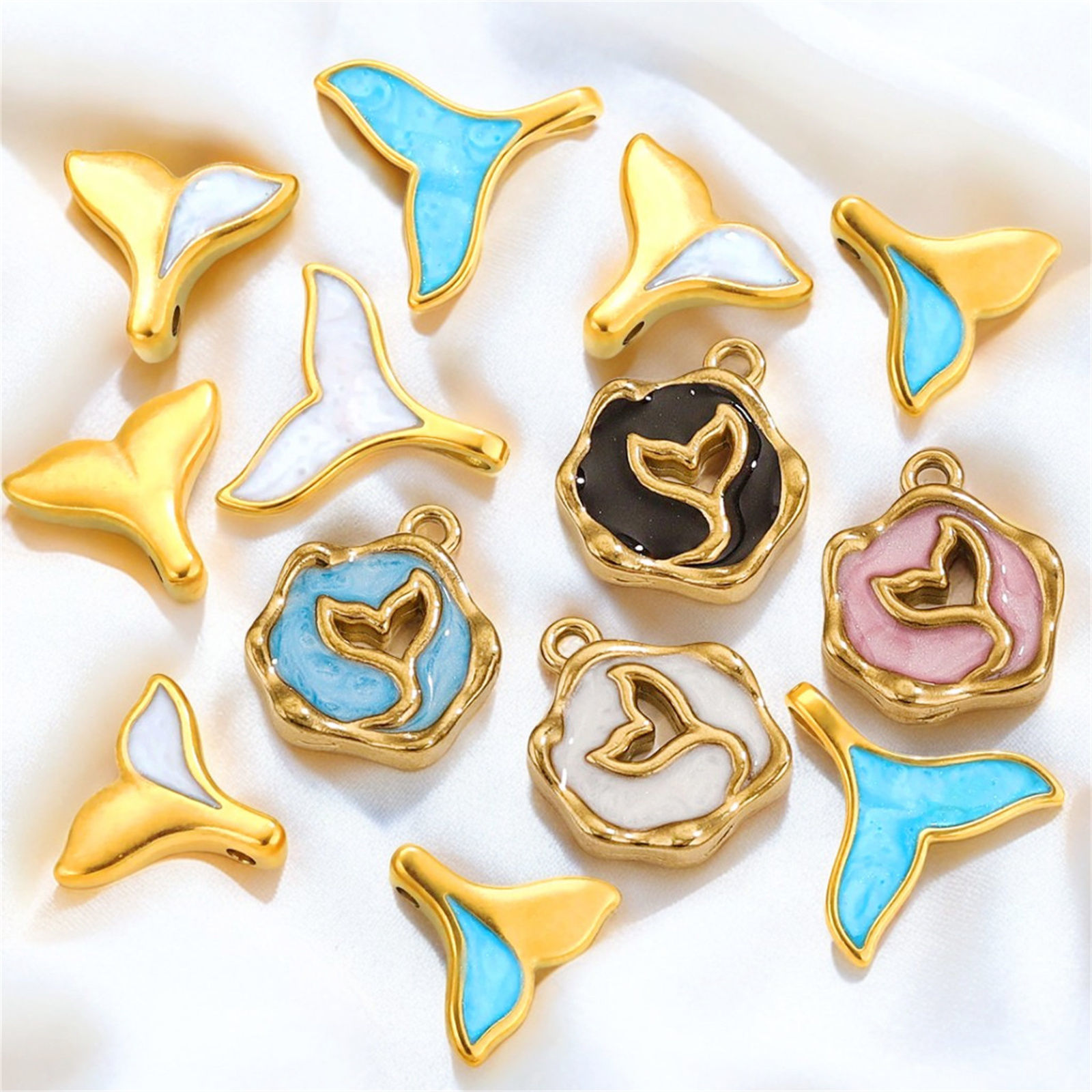 Picture of Vacuum Plating 304 Stainless Steel Charms 18K Gold Plated Fishtail Enamel