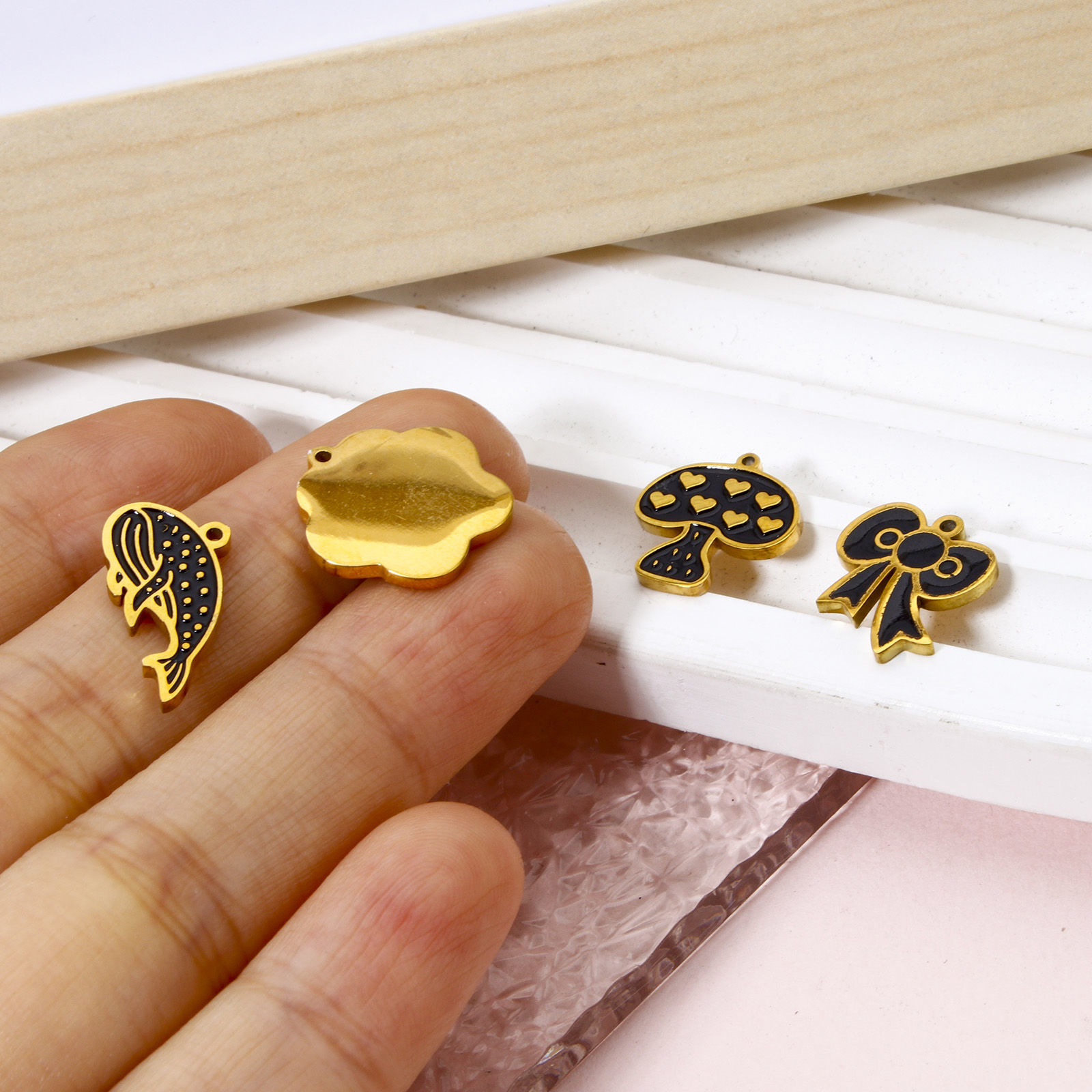 Picture of Eco-friendly PVD Vacuum Plating 304 Stainless Steel Charms 18K Real Gold Plated Black Mushroom Paw Print Enamel