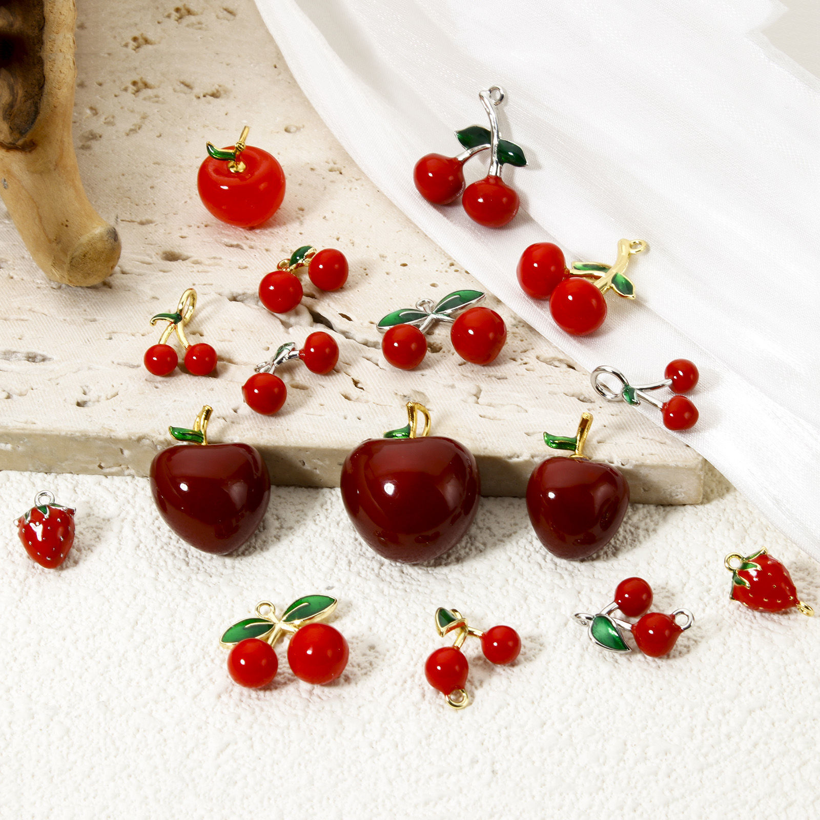 Bild von Messing 3D Charms Bunt Kirsche Emaille
