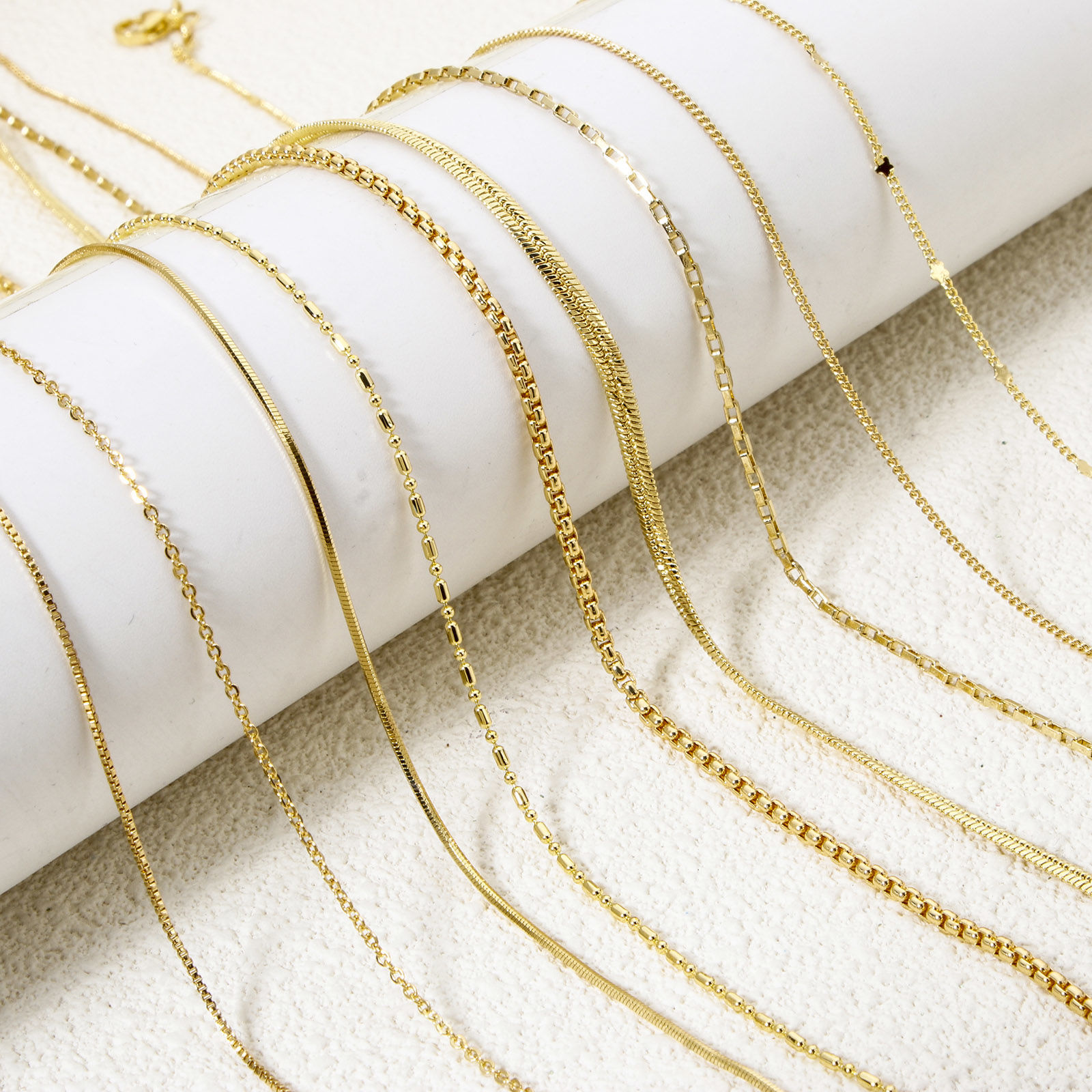 Image de 1 Pièce Chaînes en Laiton Colliers Plaqué Or 18K
