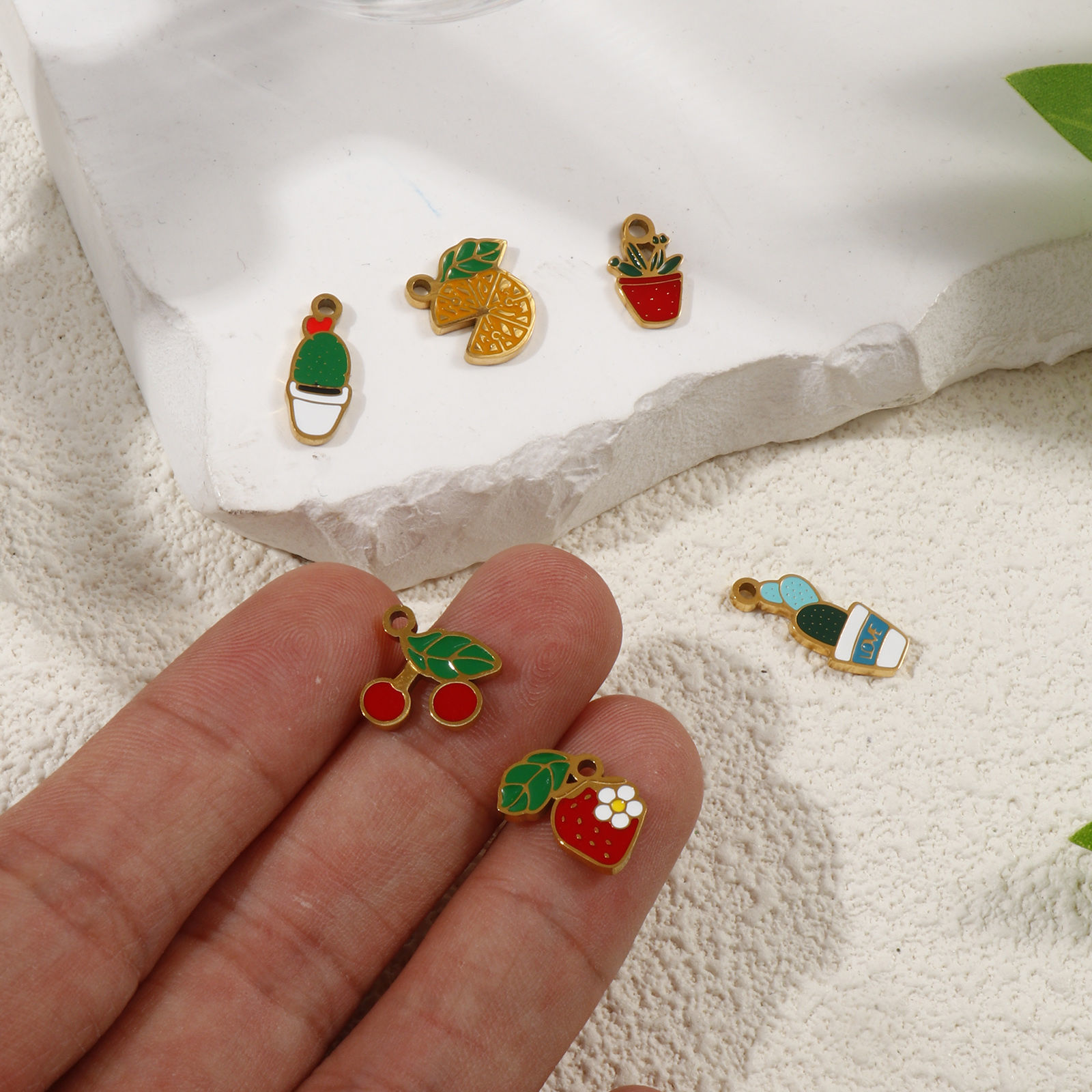 Picture of Eco-friendly PVD Vacuum Plating 304 Stainless Steel Flora Collection Charms 18K Gold Plated Pot Plant Enamel