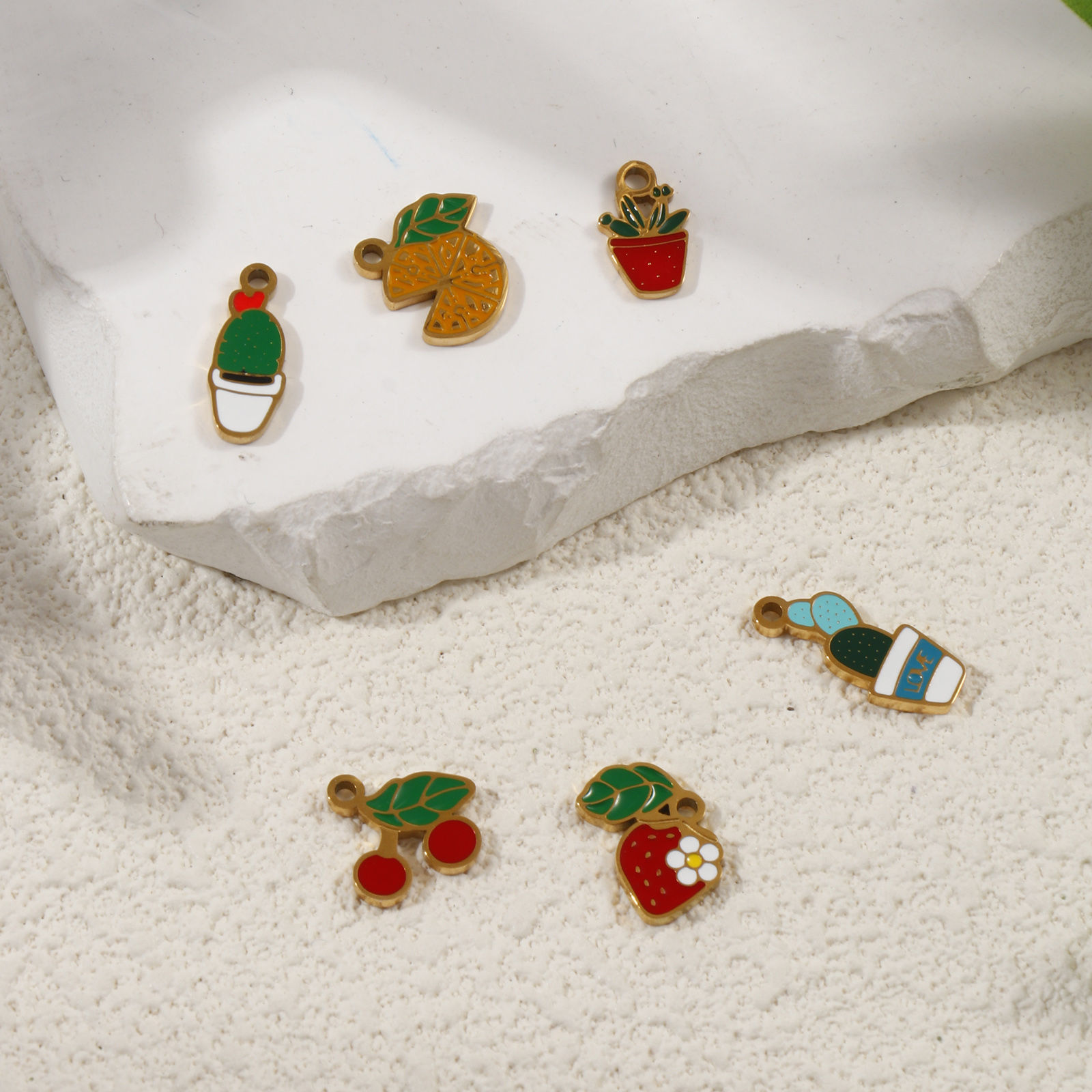Picture of Eco-friendly PVD Vacuum Plating 304 Stainless Steel Flora Collection Charms 18K Gold Plated Pot Plant Enamel