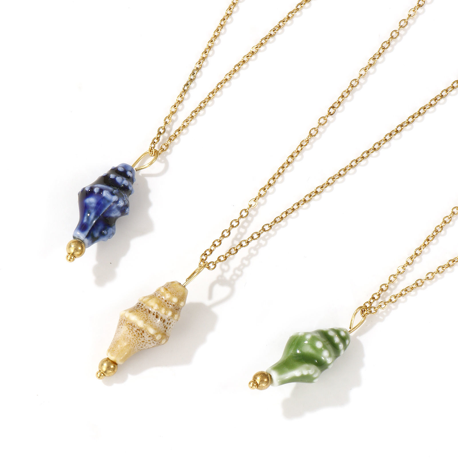 Picture of 18K Real Gold Plated Link Cable Chain Conch/ Sea Snail Pendant Charm Necklace, 304 Stainless Steel & Ceramic 45cm(17.7") + 5cm(2"), For Women, 3D, Exquisite Gift, Eco-friendly PVD Vacuum Plating, 1 Piece