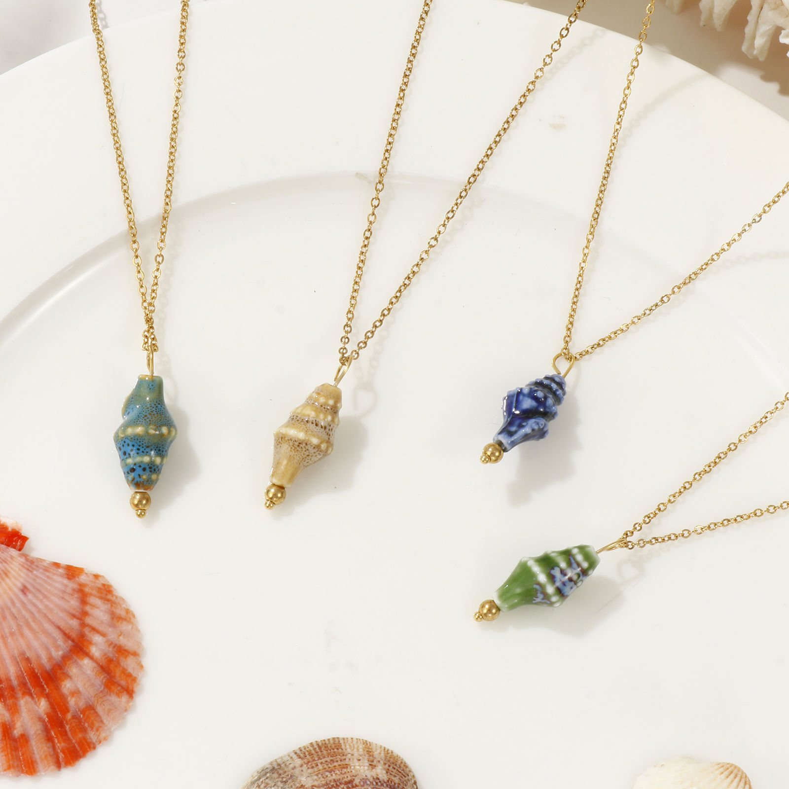 Picture of 18K Real Gold Plated Link Cable Chain Conch/ Sea Snail Pendant Charm Necklace, 304 Stainless Steel & Ceramic 45cm(17.7") + 5cm(2"), For Women, 3D, Exquisite Gift, Eco-friendly PVD Vacuum Plating, 1 Piece