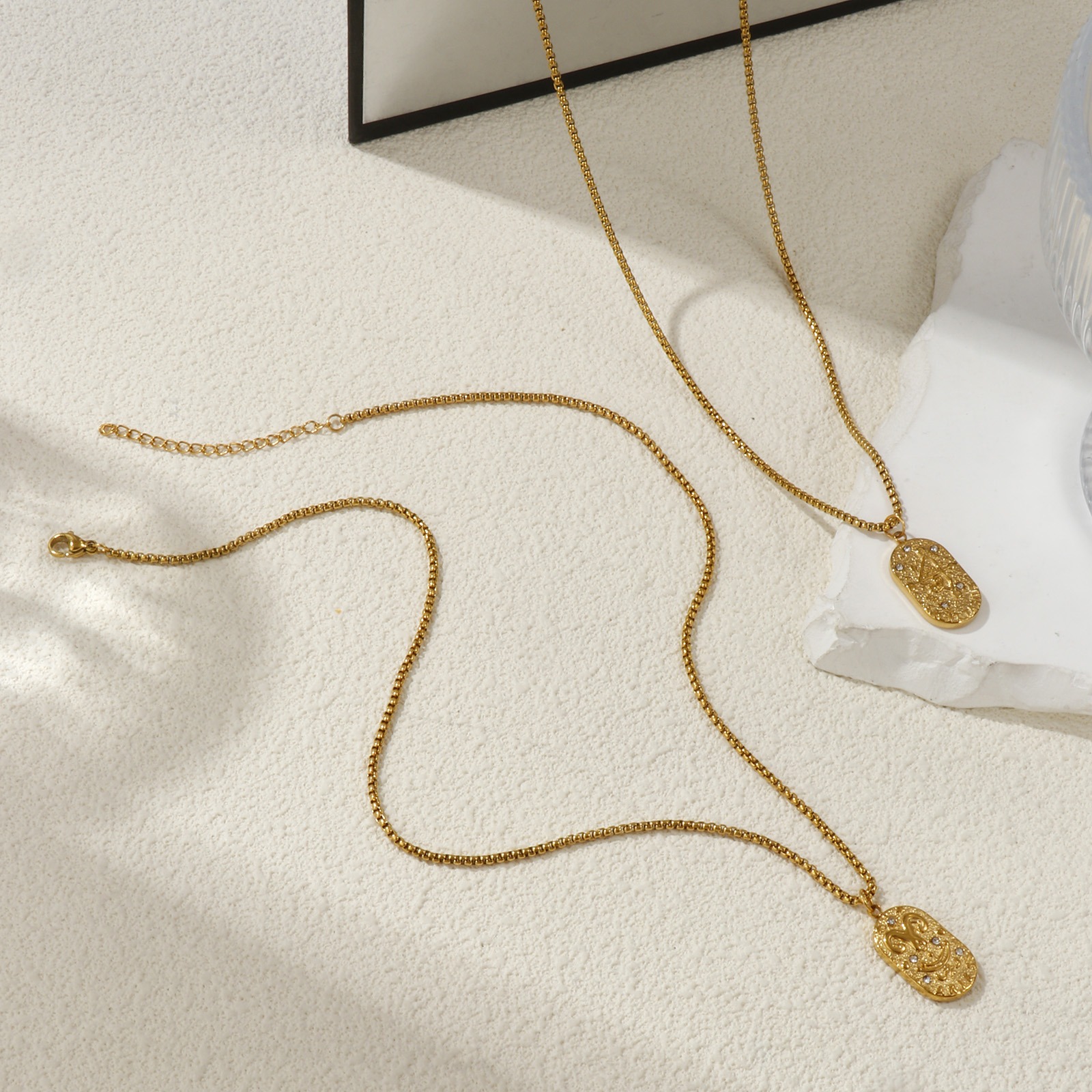 Picture of 18K Real Gold Plated Box Chain Oval Pendant Charm Necklace, 304 Stainless Steel 45cm(17.7") + 5cm(2"), Unisex, Clear Cubic Zirconia Exquisite Gift, Eco-friendly PVD Vacuum Plating