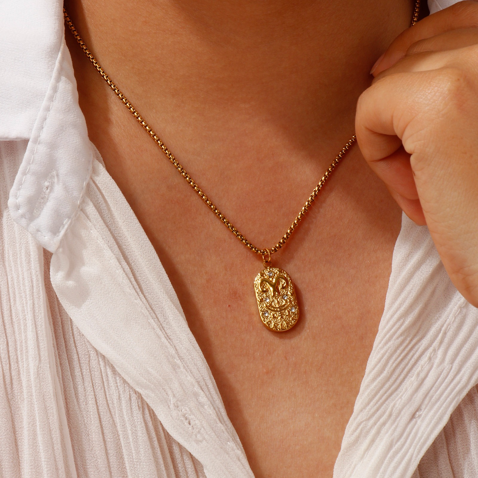 Picture of 18K Real Gold Plated Box Chain Oval Pendant Charm Necklace, 304 Stainless Steel 45cm(17.7") + 5cm(2"), Unisex, Clear Cubic Zirconia Exquisite Gift, Eco-friendly PVD Vacuum Plating