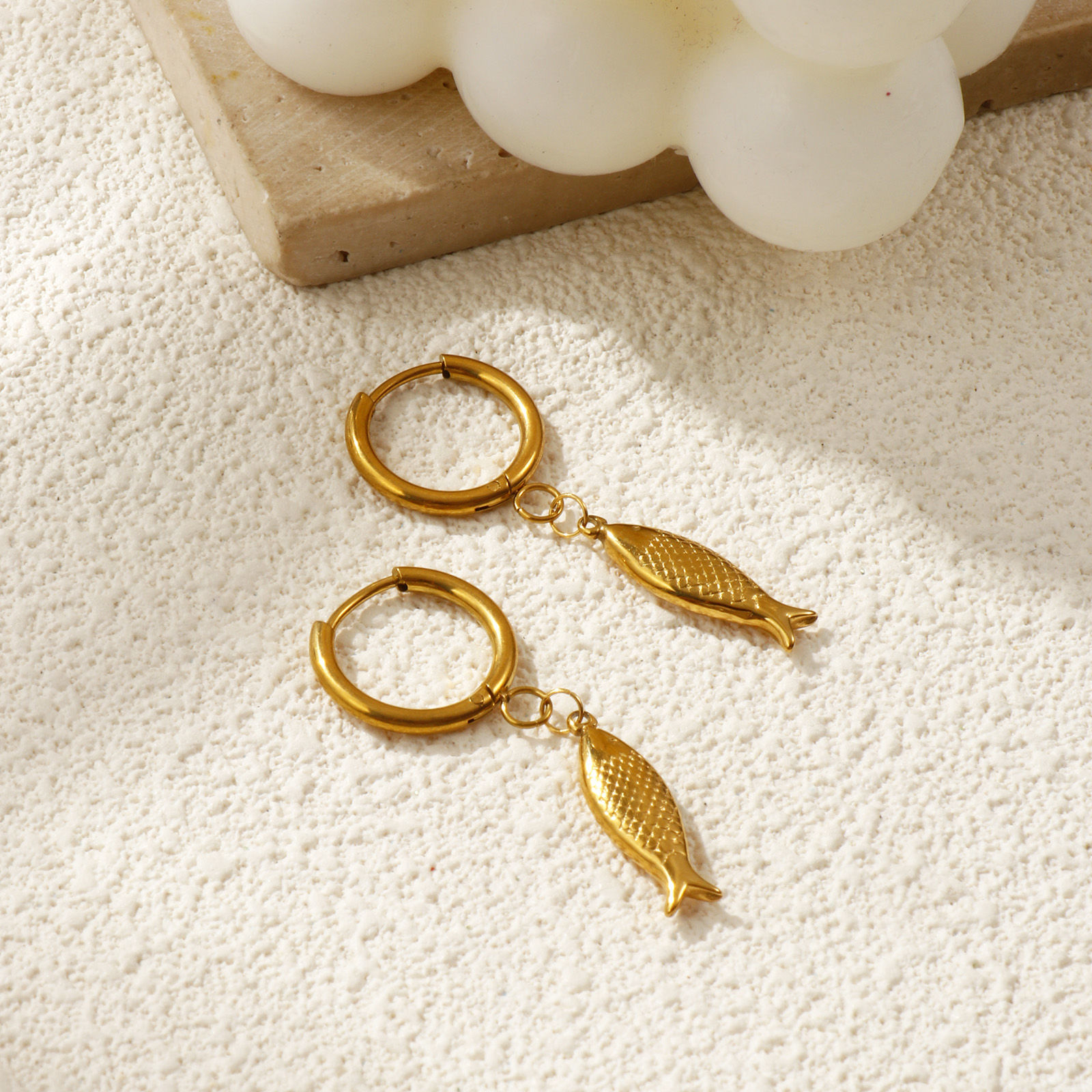 Picture of Eco-friendly PVD Vacuum Plating Stylish Ocean Jewelry 18K Gold Plated 304 Stainless Steel Fish Animal 3D Hoop Earrings For Women Gift