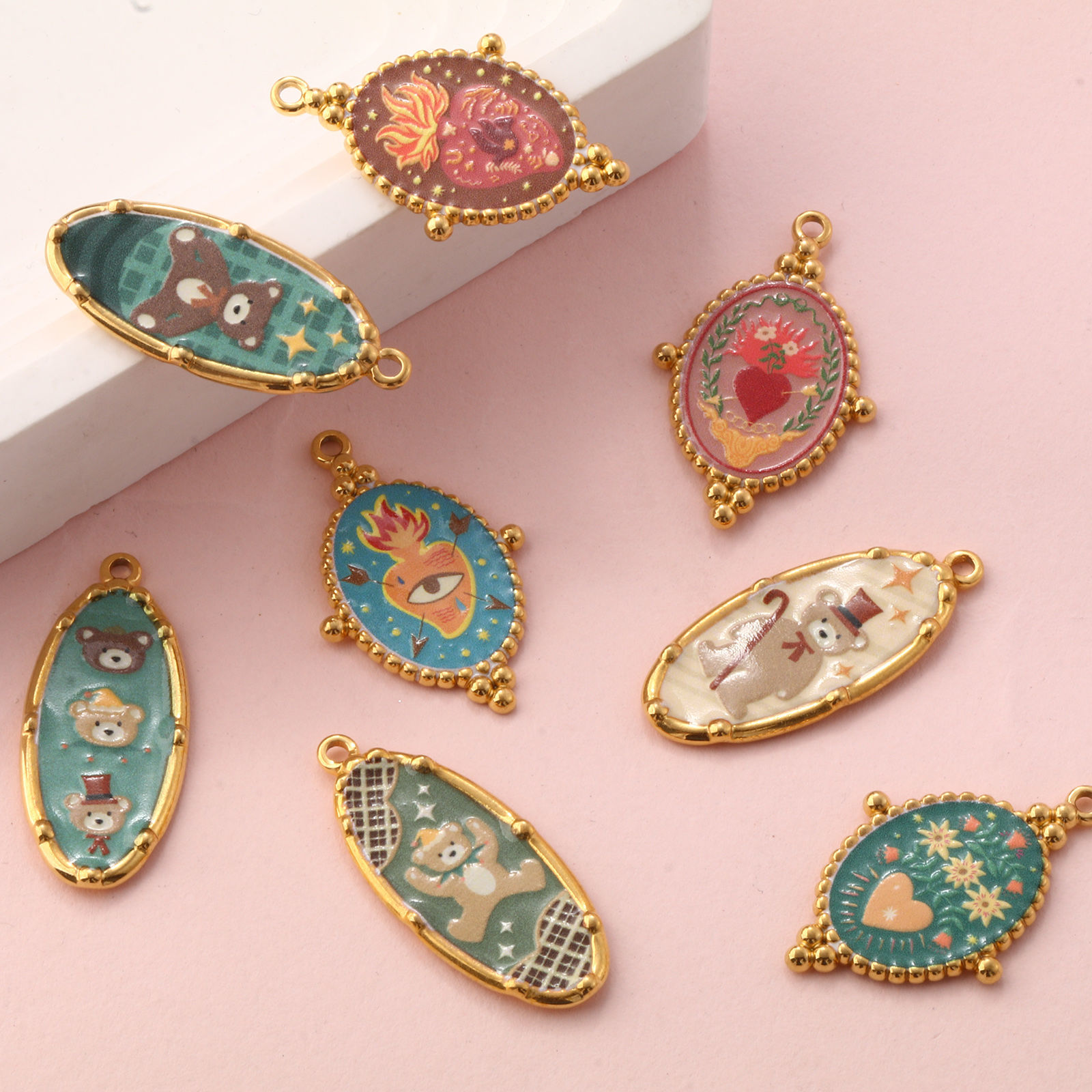 Picture of Eco-friendly PVD Vacuum Plating 304 Stainless Steel Pendants 18K Real Gold Plated Multicolor Bear Animal Ex Voto Heart Printed