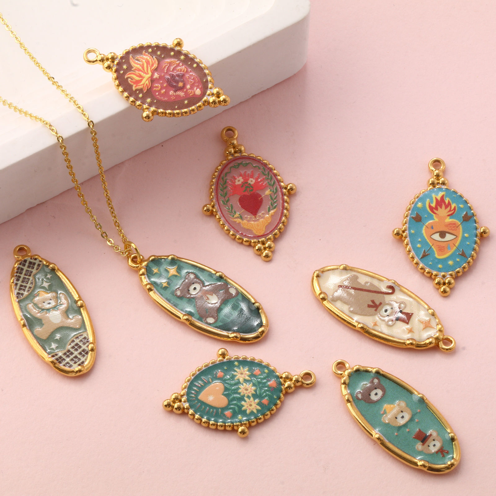 Picture of Eco-friendly PVD Vacuum Plating 304 Stainless Steel Pendants 18K Real Gold Plated Multicolor Bear Animal Ex Voto Heart Printed