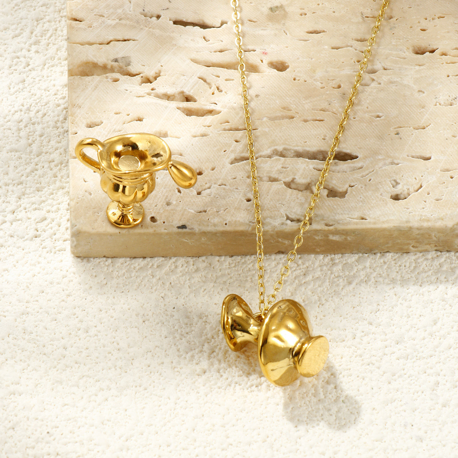 Picture of Eco-friendly PVD Vacuum Plating Waterproof Anti-Tarnish Hypoallergenic 304 Stainless Steel Charms 18K Real Gold Plated Bottle 3D